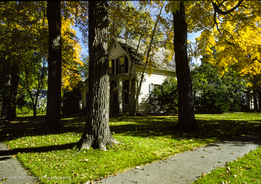 Corner House - 2nd and Roosevelt - 2013 Roosevelt - 1990