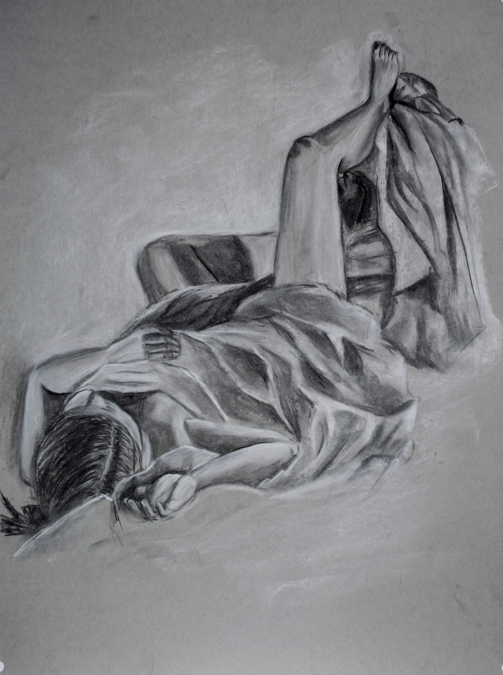 15 minute timed figure drawing. Charcoal and chalk on toned paper.