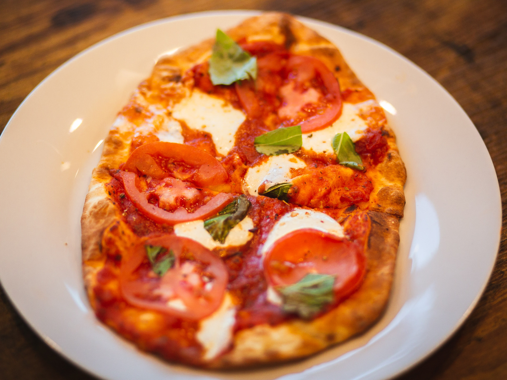 Margherita Naan Pizza