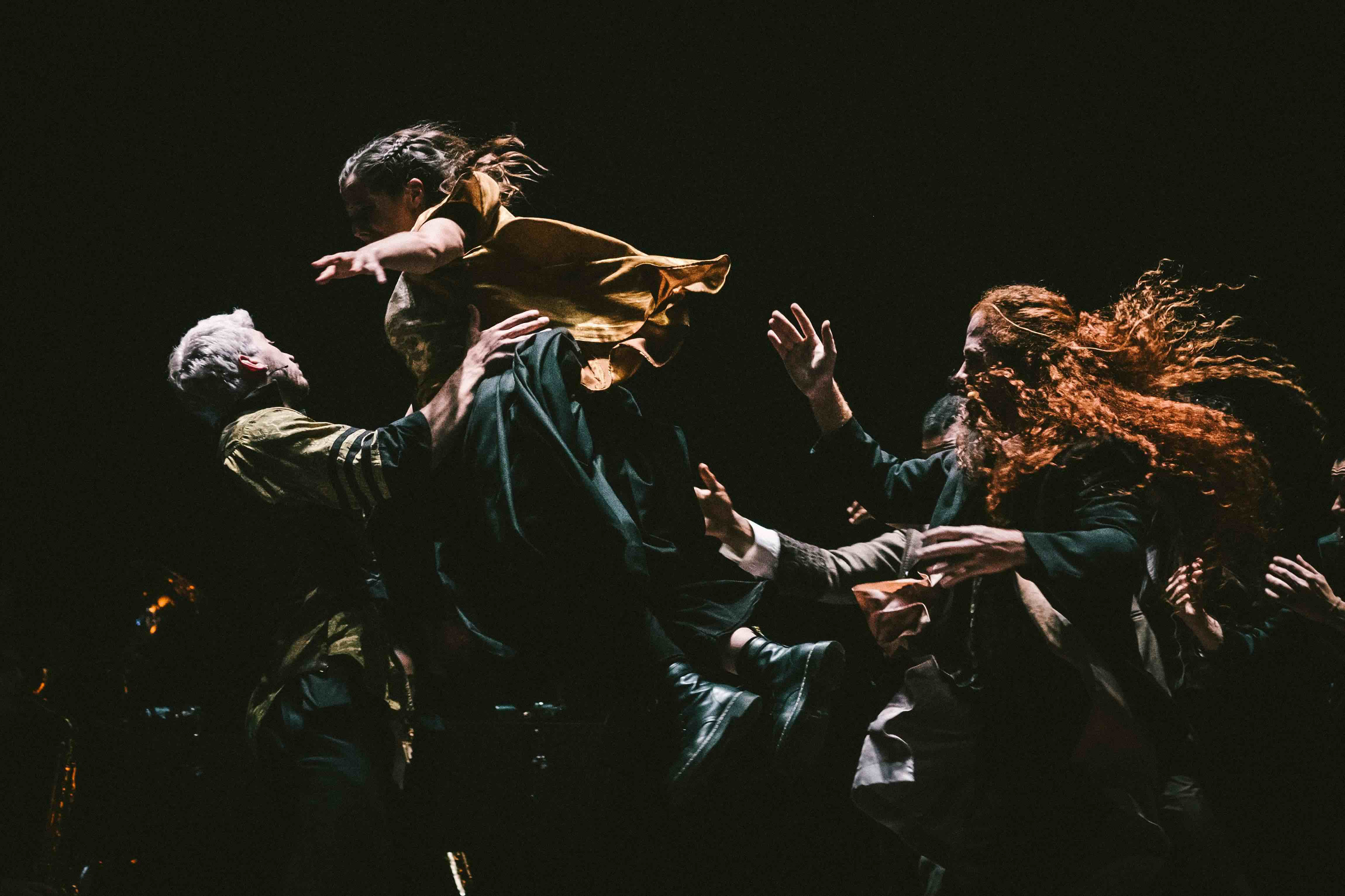 1001 NOITES – IRMÃ PALESTINA - TEATRO O BANDO, COMPANHIA OLGA RORIZ E BANDA SINFÓNICA PORTUGUESA - 2024