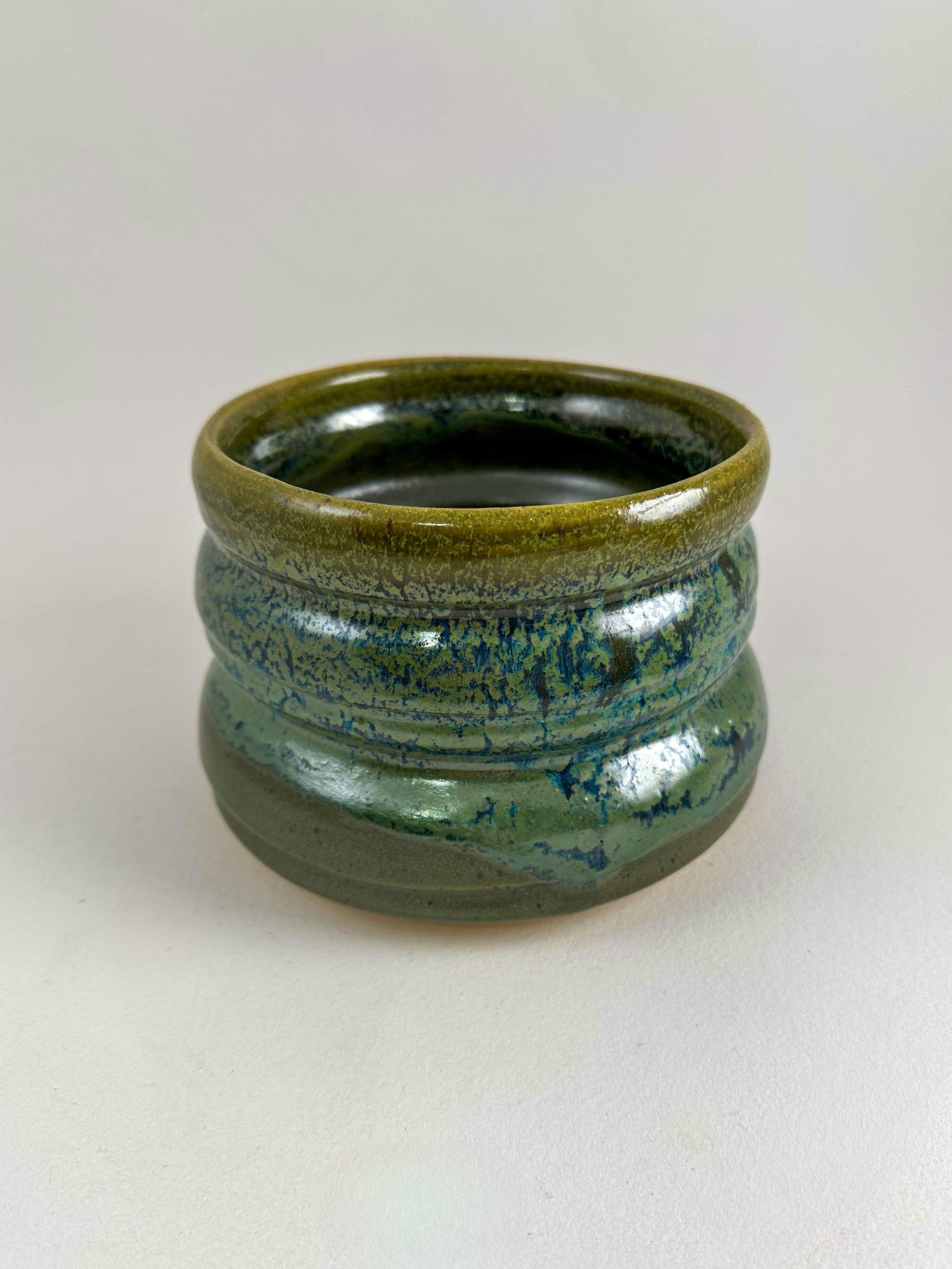 pot | ceramic, glaze | 10" x 8" | 2026