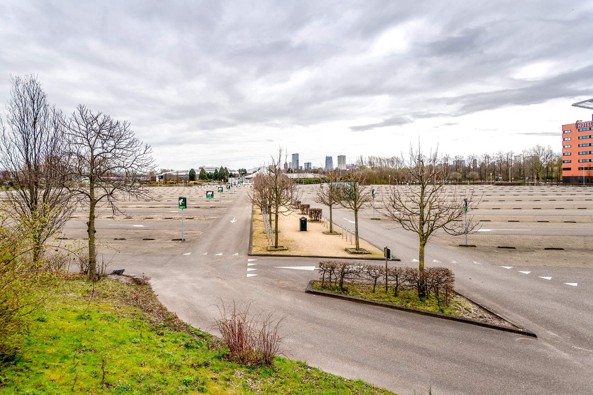 Parkeerterrein Diergaarde Blijdorp