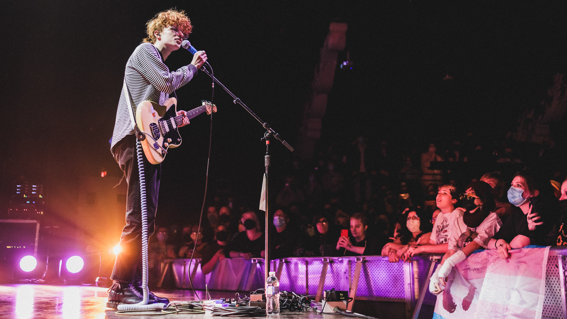 cavetown at town ballroom - photo by emma@deathscythemedia