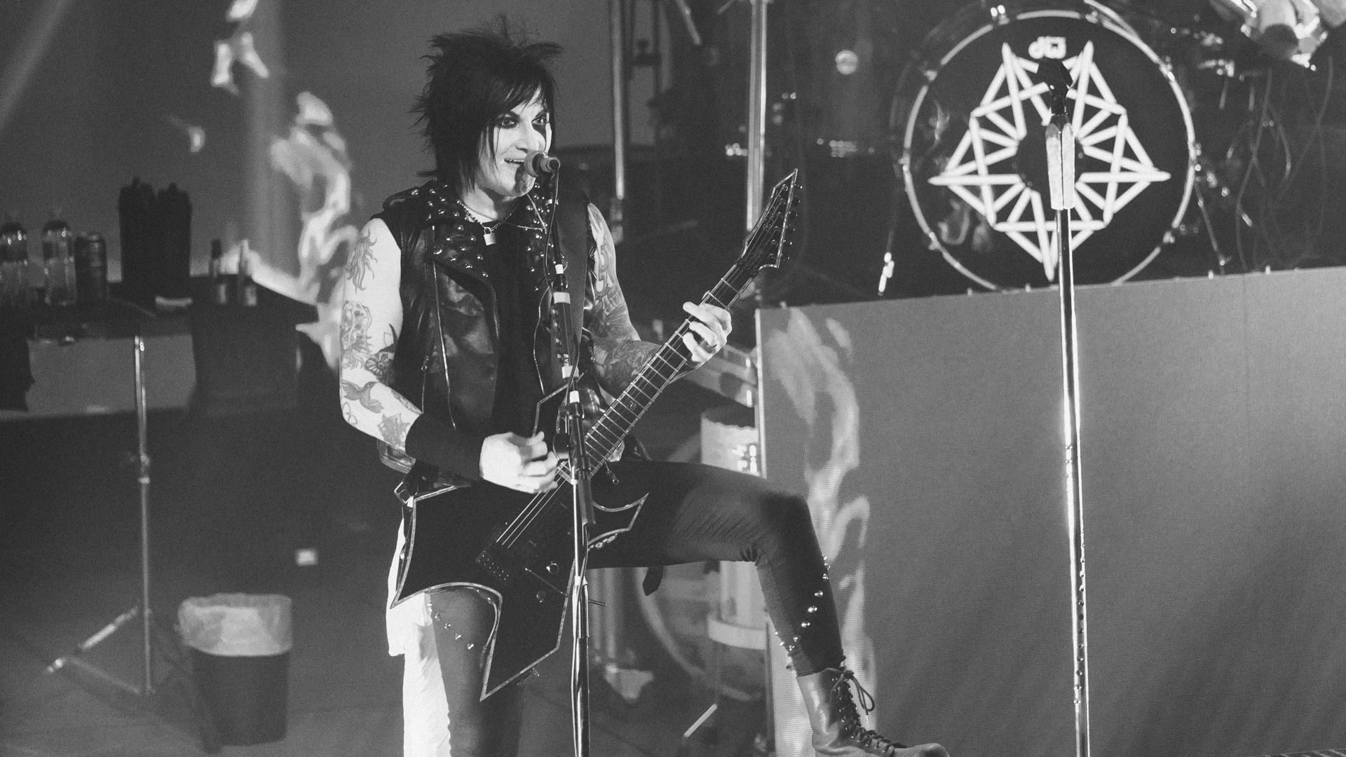 Black Veil Brides@Buffalo Riverworks - Photo by Emma@deathscythemedia