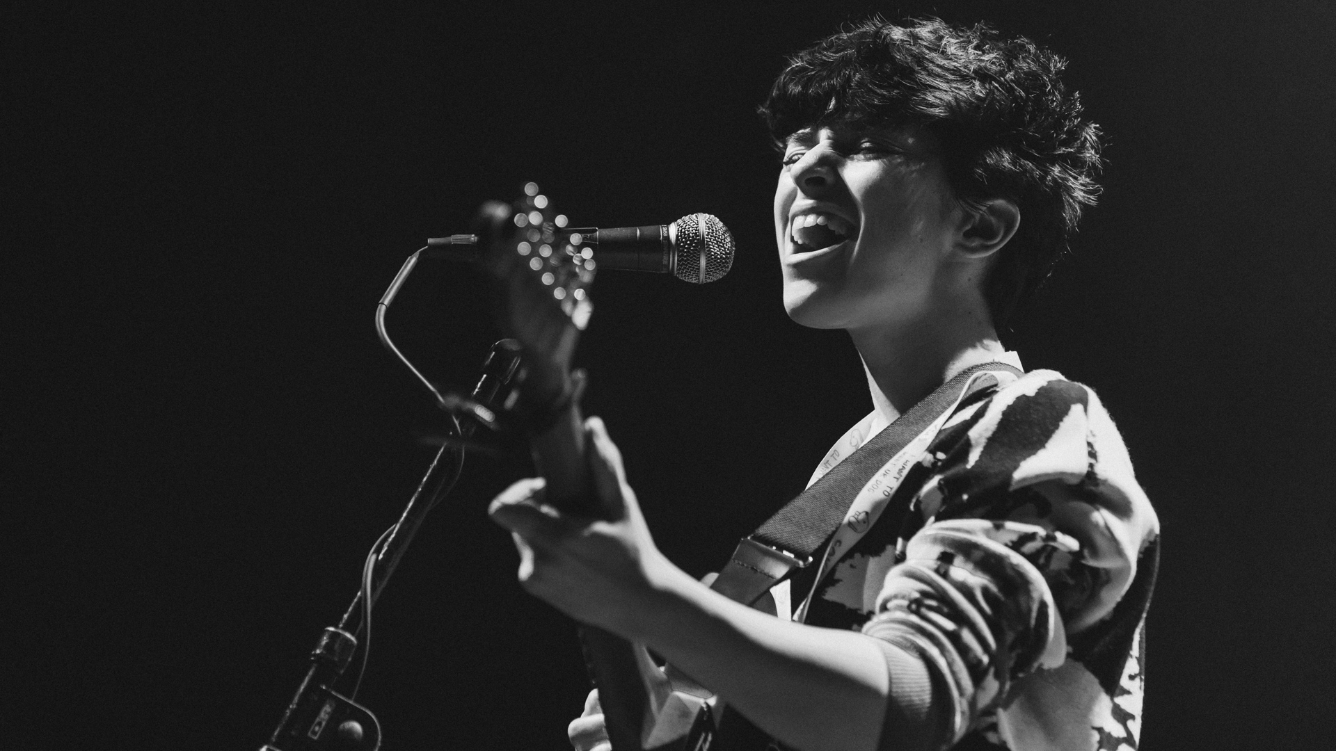 addison grace at town ballroom - photo by emma@deathscythemedia