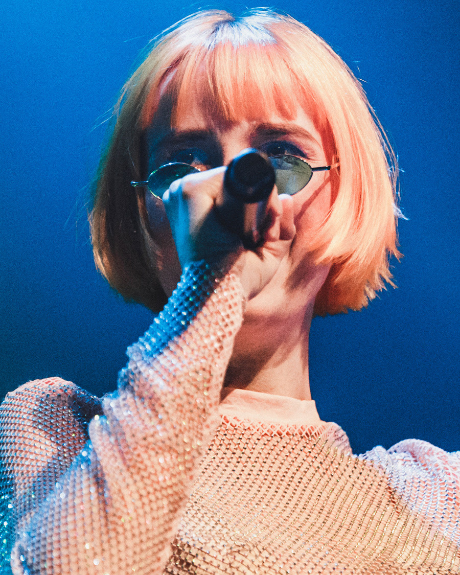 tessa violet at town ballroom - photo by emma@deathscythemedia