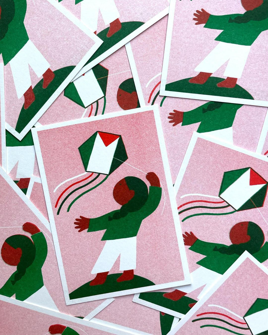 From the River to the Sea, Kites Will Run Free من النهر الى البحر- حرية وتطير الطائرات الورقية by @ileanarovetta (Lisbon, Portugal)