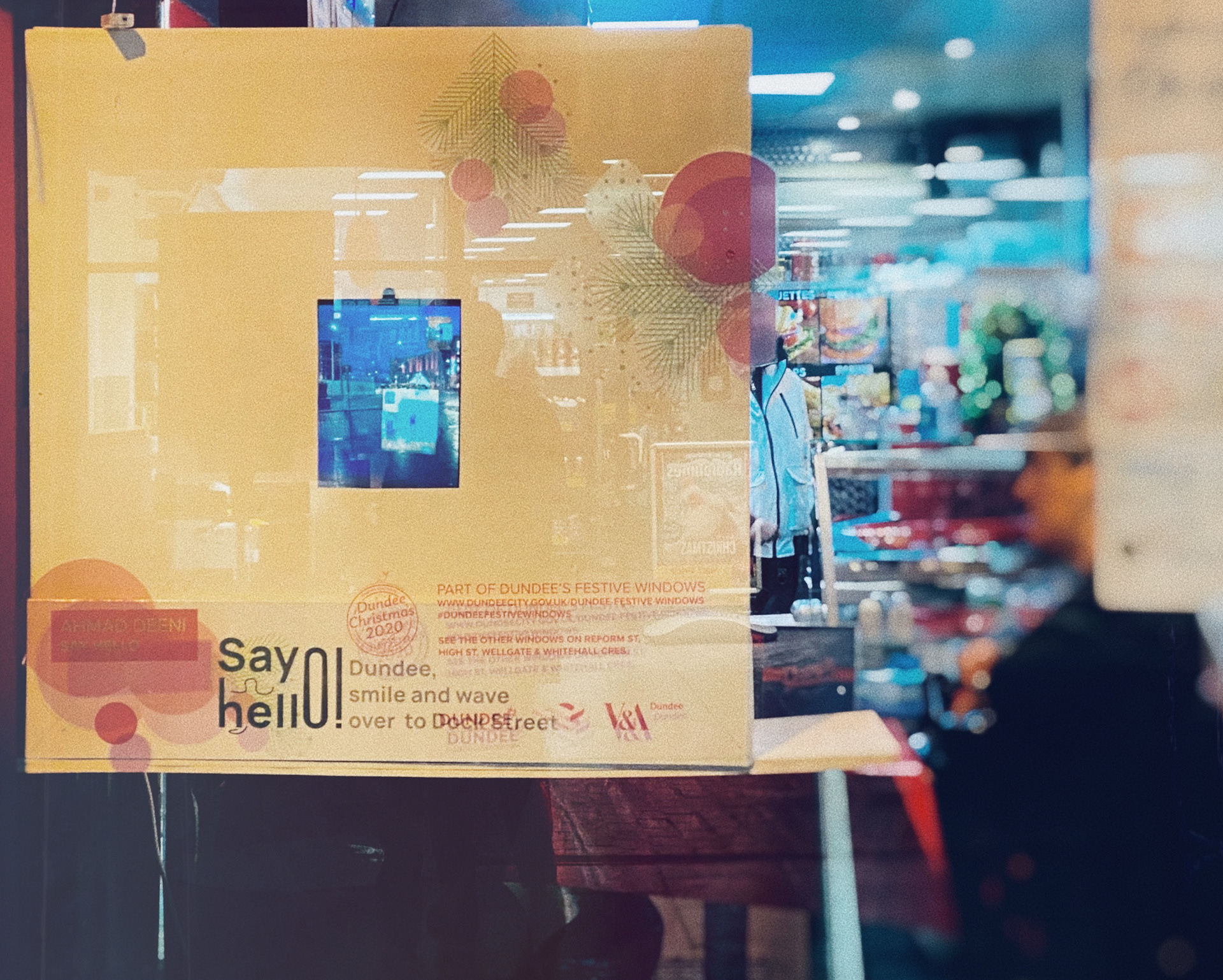 Say Hello - Dundee Festive Windows 2020