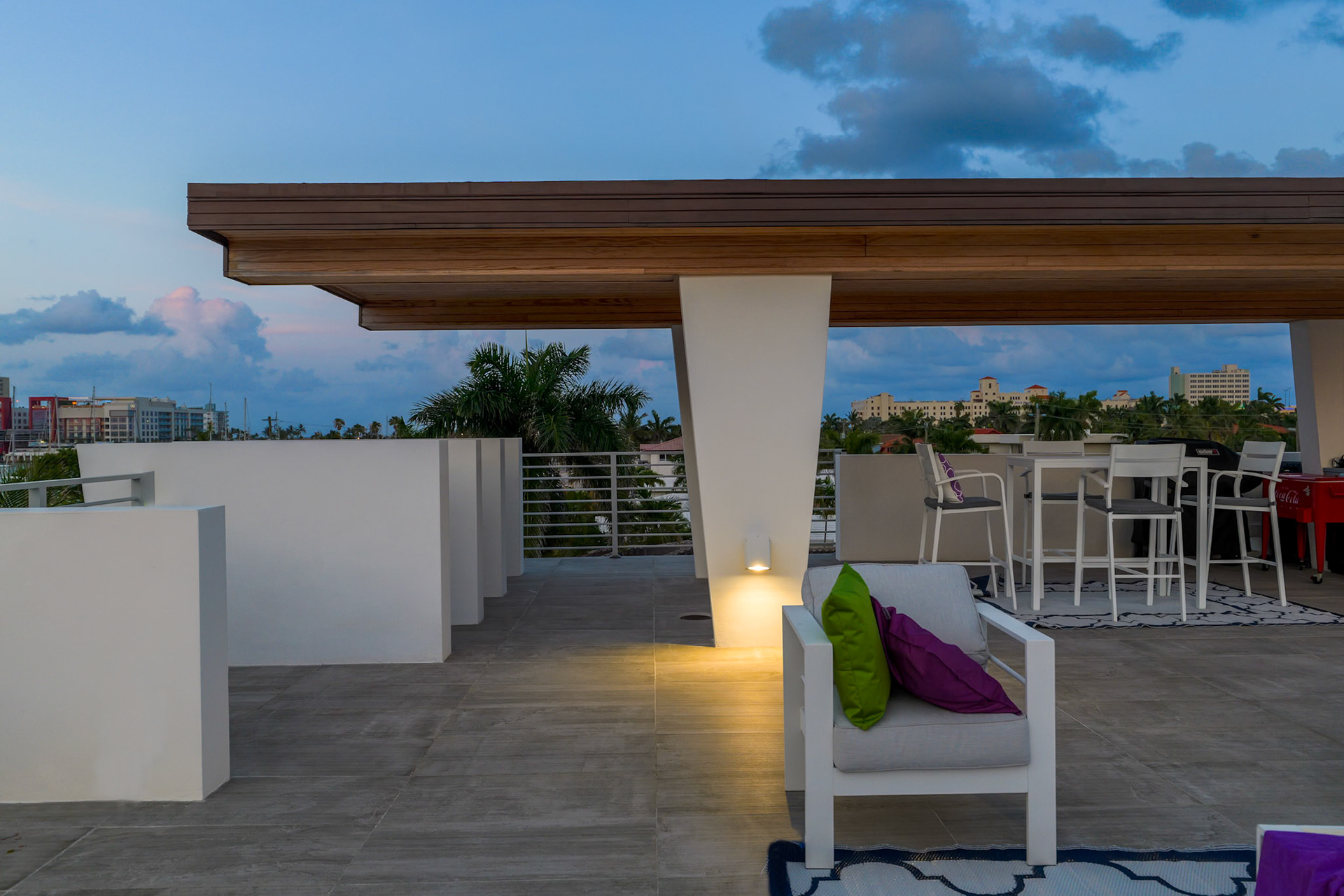 © BAQHER STUDIOS 2024 - The Hansen Estate