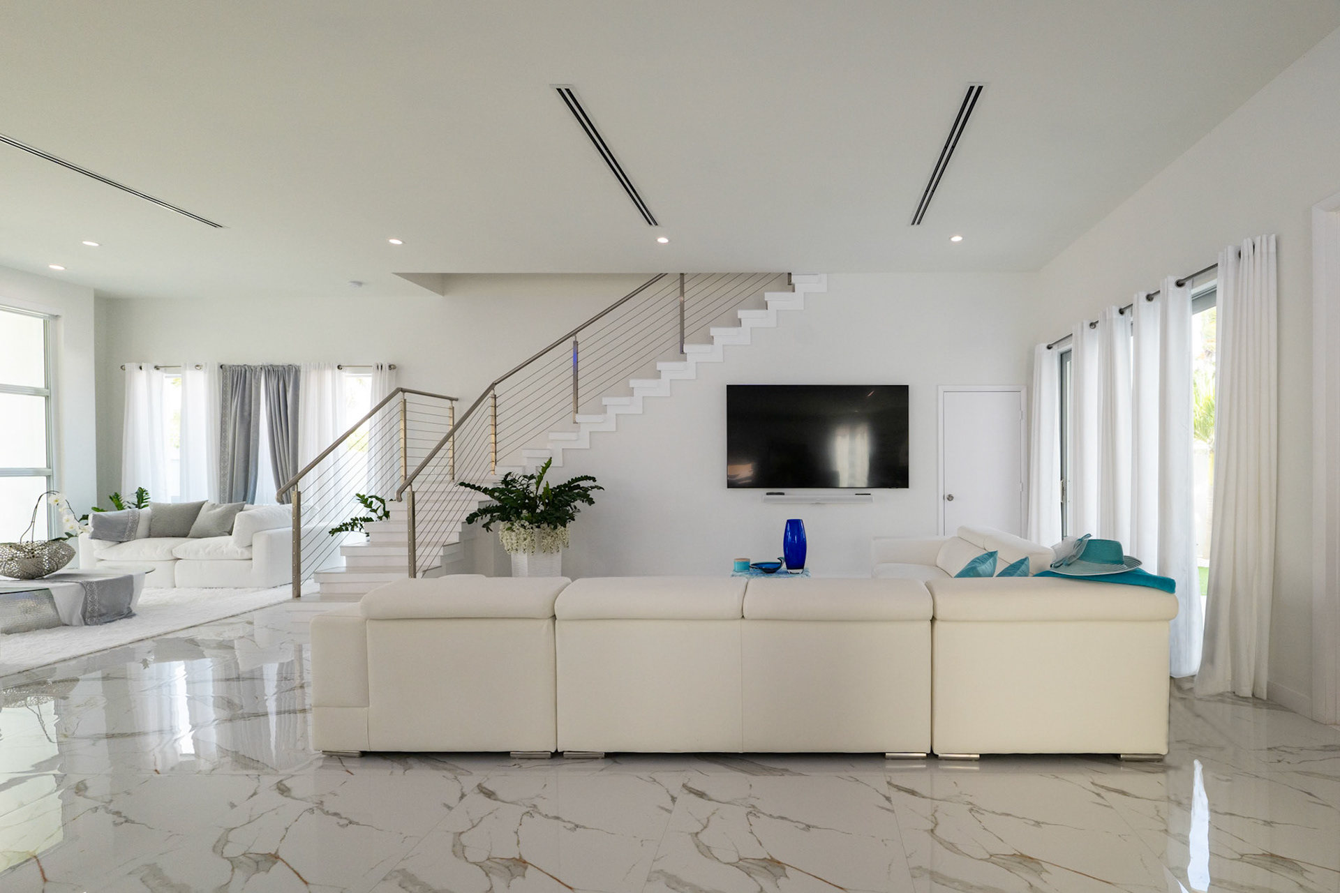 © BAQHER STUDIOS 2024 - The Hansen Estate