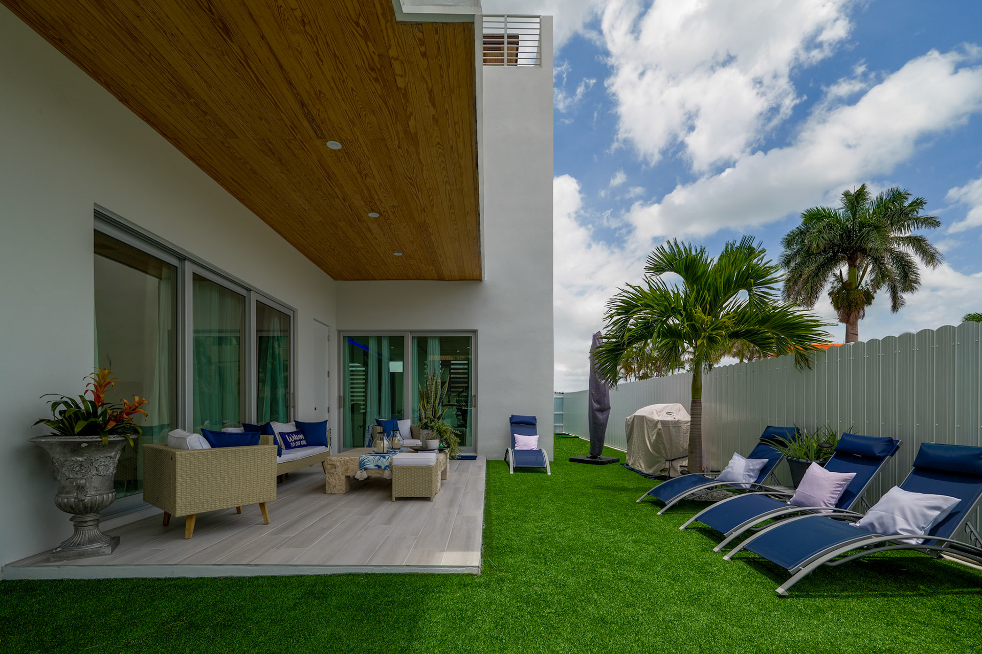 © BAQHER STUDIOS 2024 - The Hansen Estate