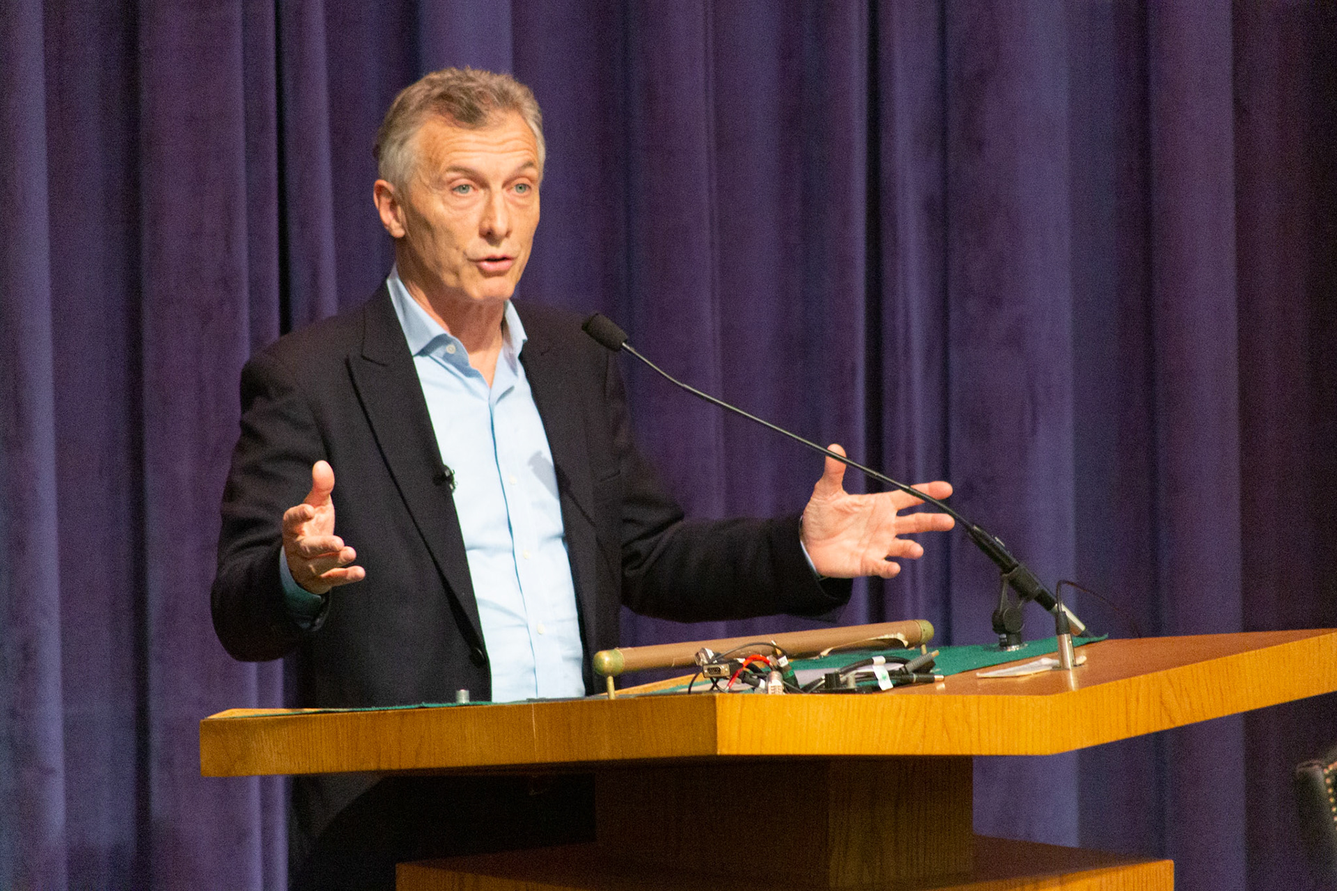 Former president of Argentina Mauricio Macri gave a talk at Georgetown University's Americas Institute talking about his presidency. I took these photos as part of my job at Georgetown University School of Foreign Service's communcations office.