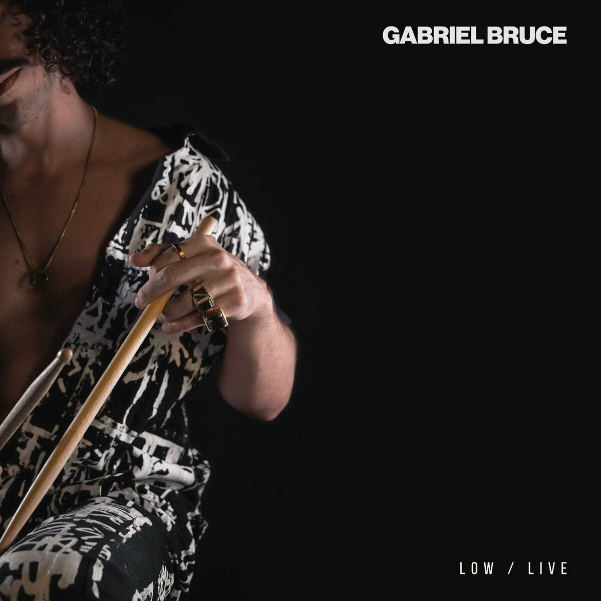 GABRIEL BRUCE - LOW/LIVE [Fotografia]