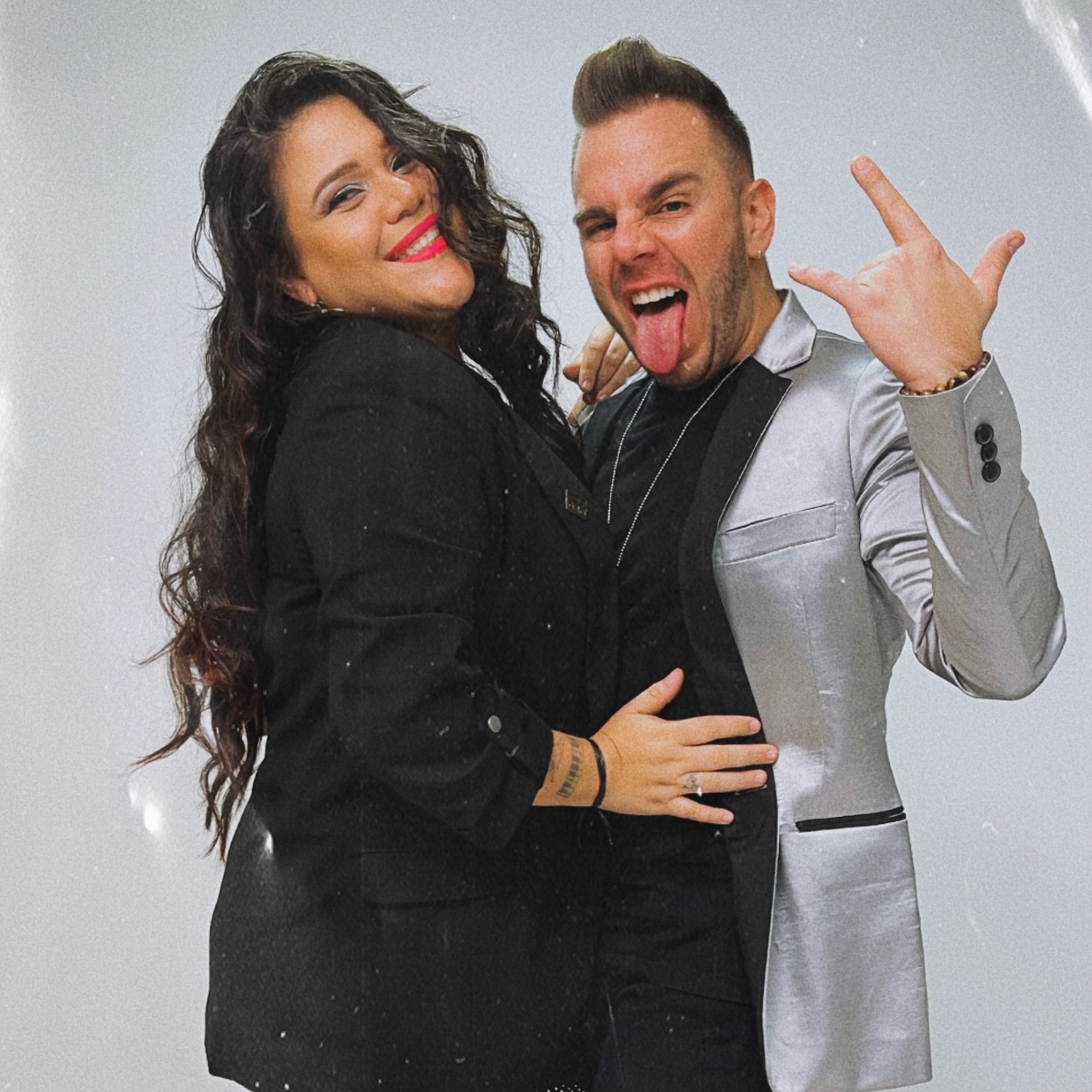 Dueto con AguaSanta
