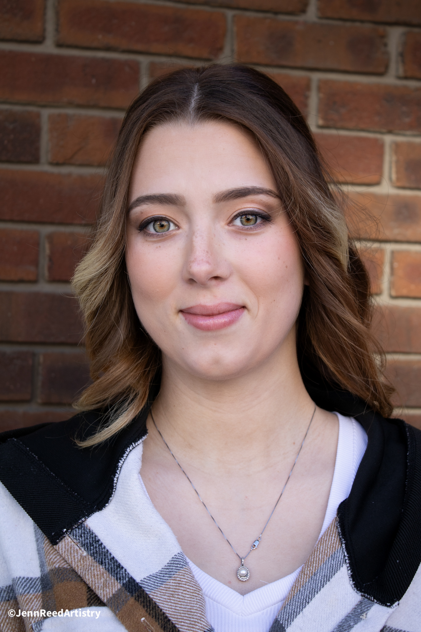 Baby Shower Makeup Look