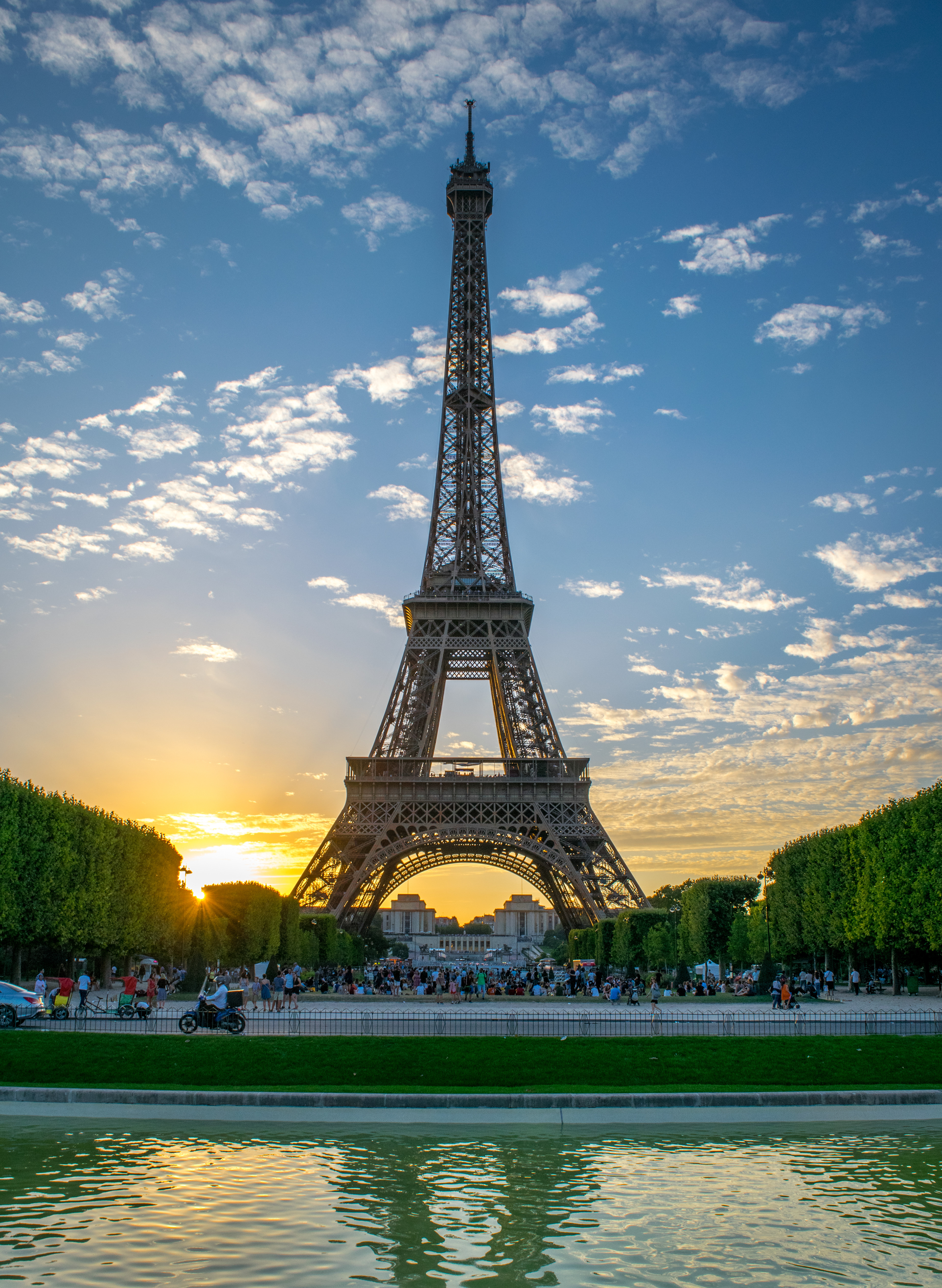 Eiffel Tower: Paris, France