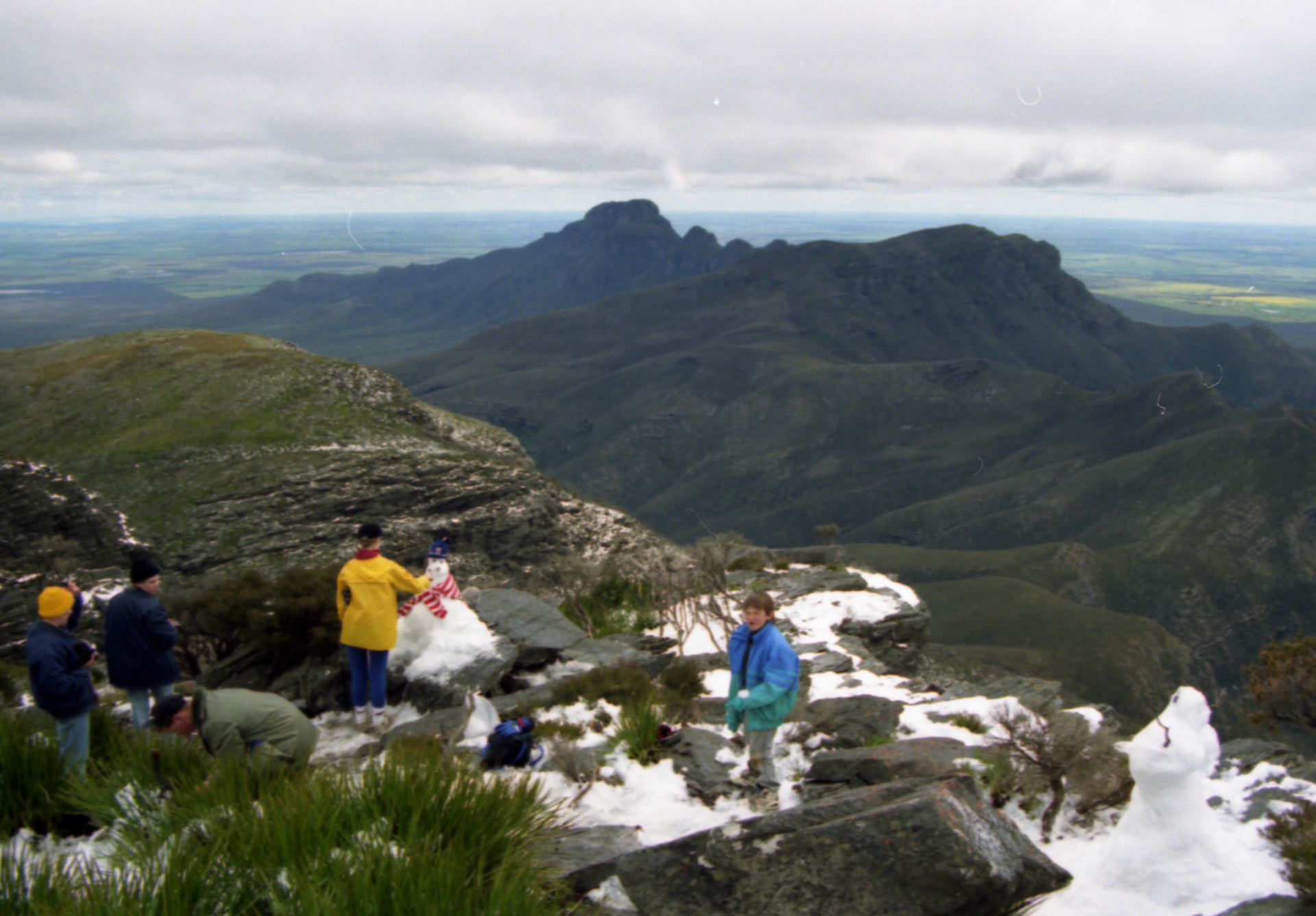 SNOW ON BLUFF KNOLL 1992