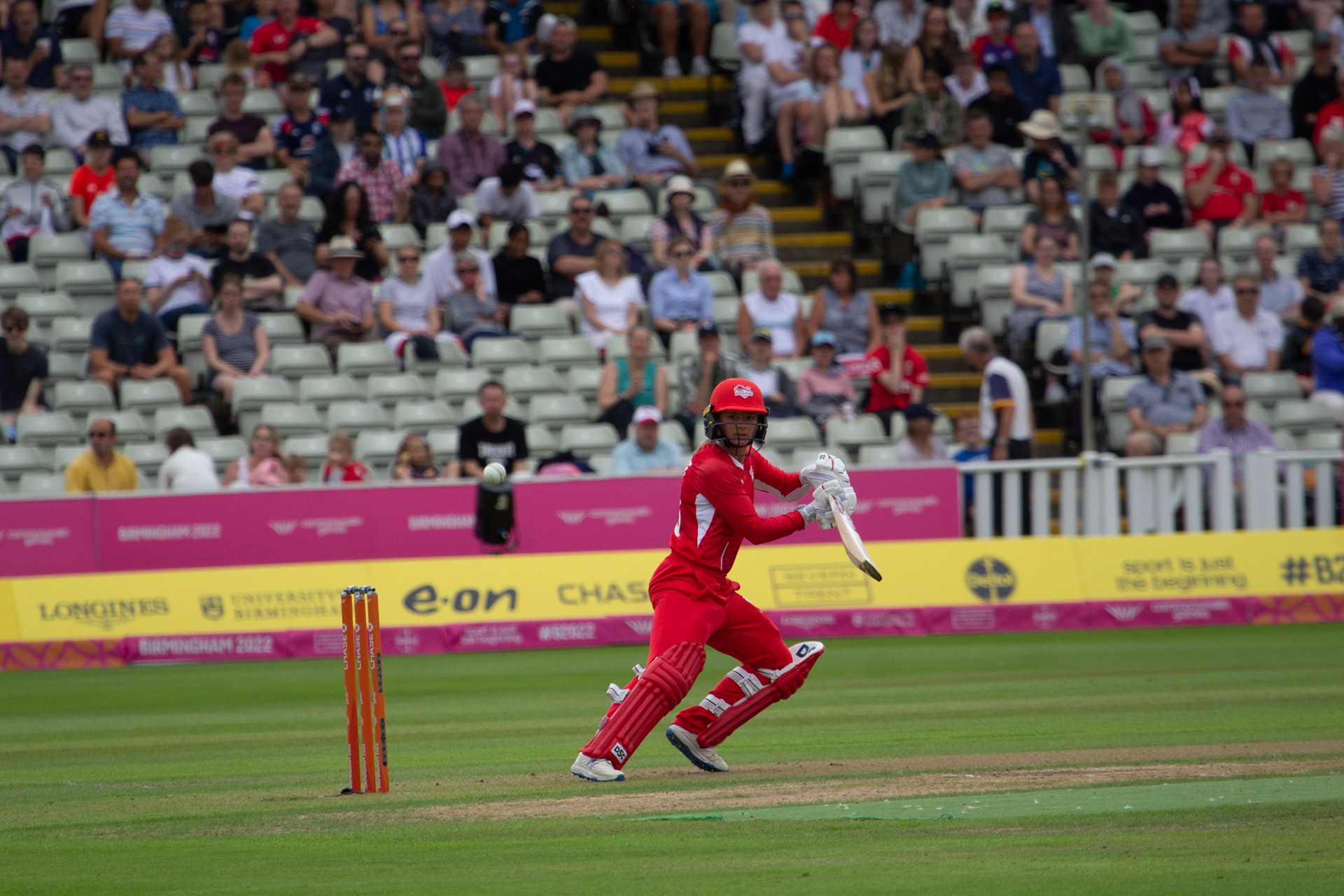 Danni Wyatt of England plays a cut shot vs SA (Commonwealth Games, Birmingham 2022)