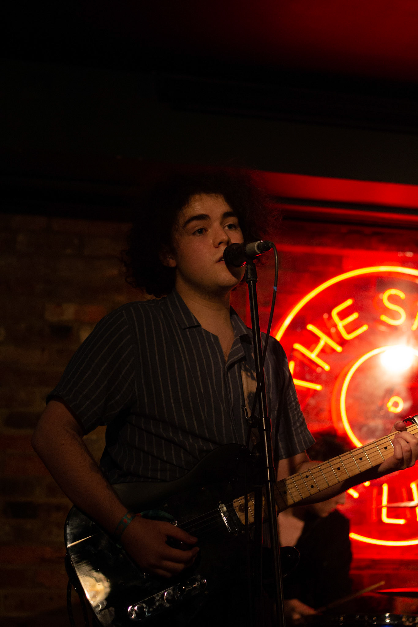 Louis Fenton performing at the Spice of Life, London October 2022