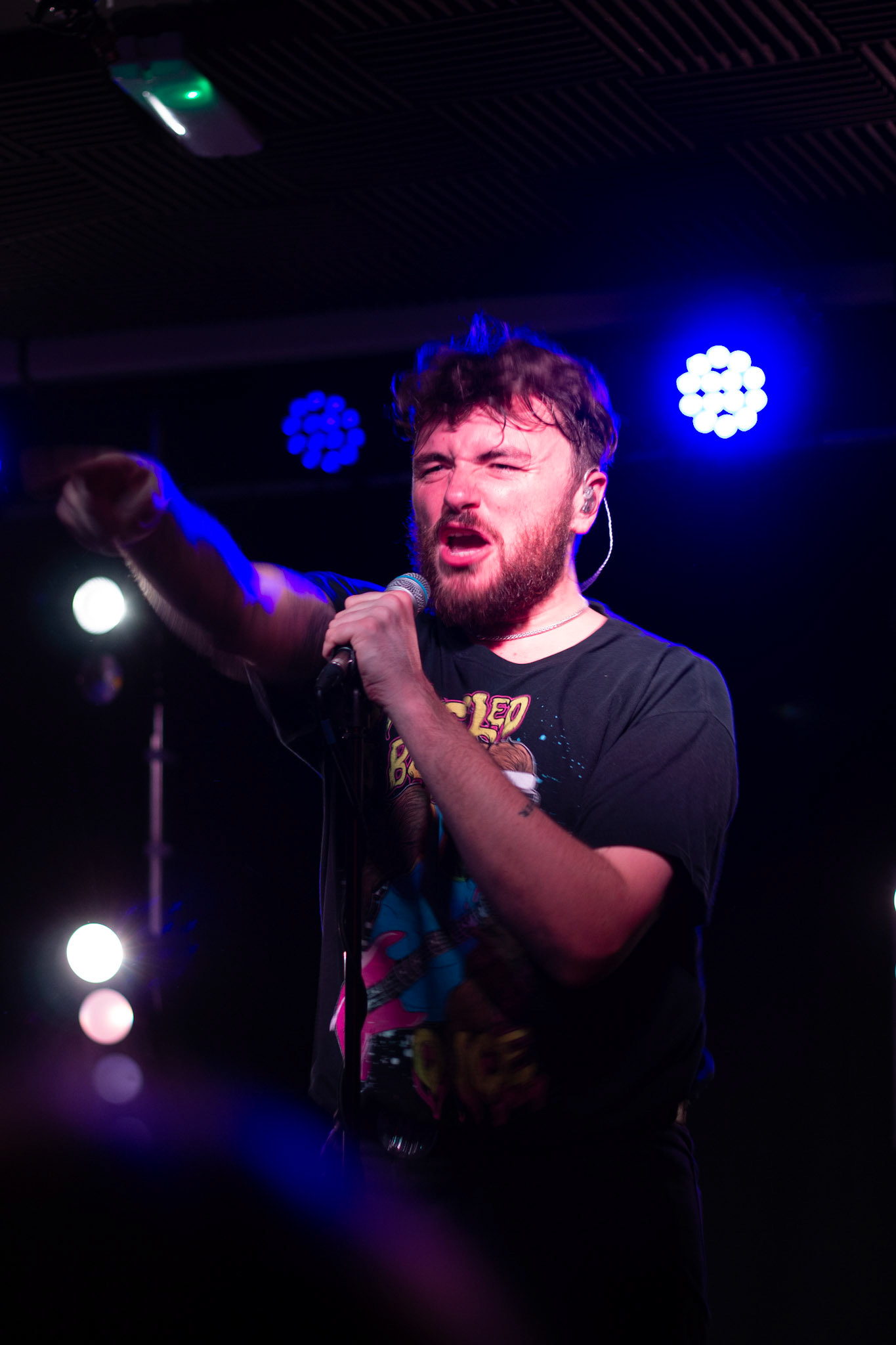 Adam of HYYTS pointing out to the crowd