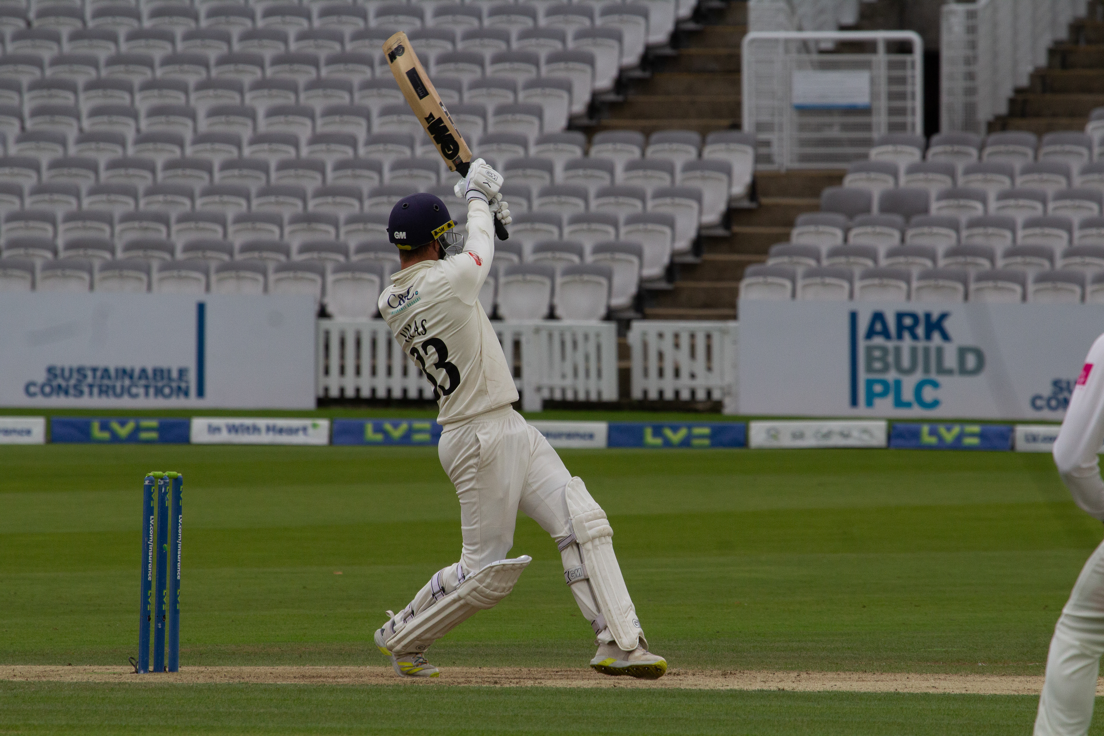Dane Vilas dispatches a short ball