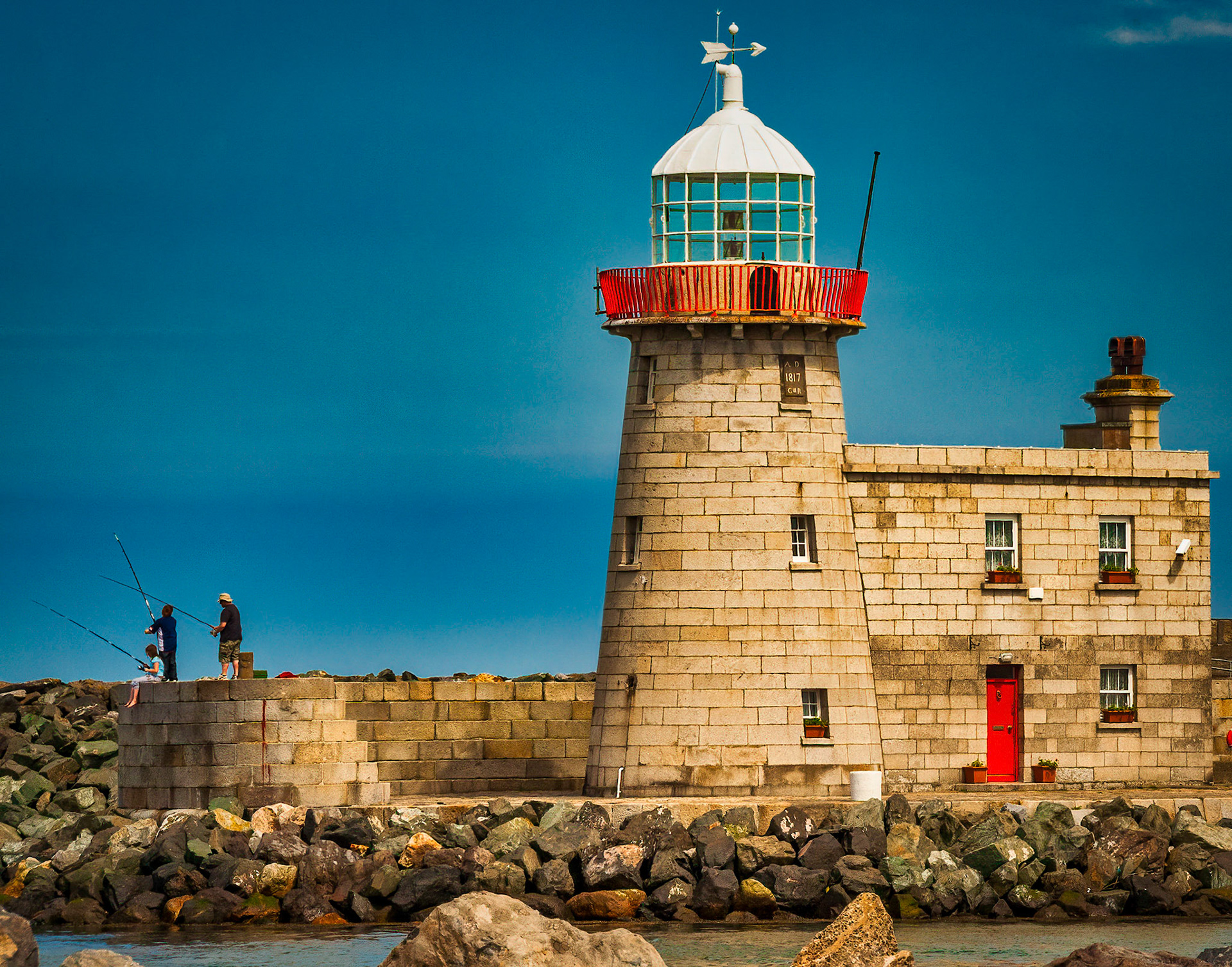 Howth Harbor lighthouse