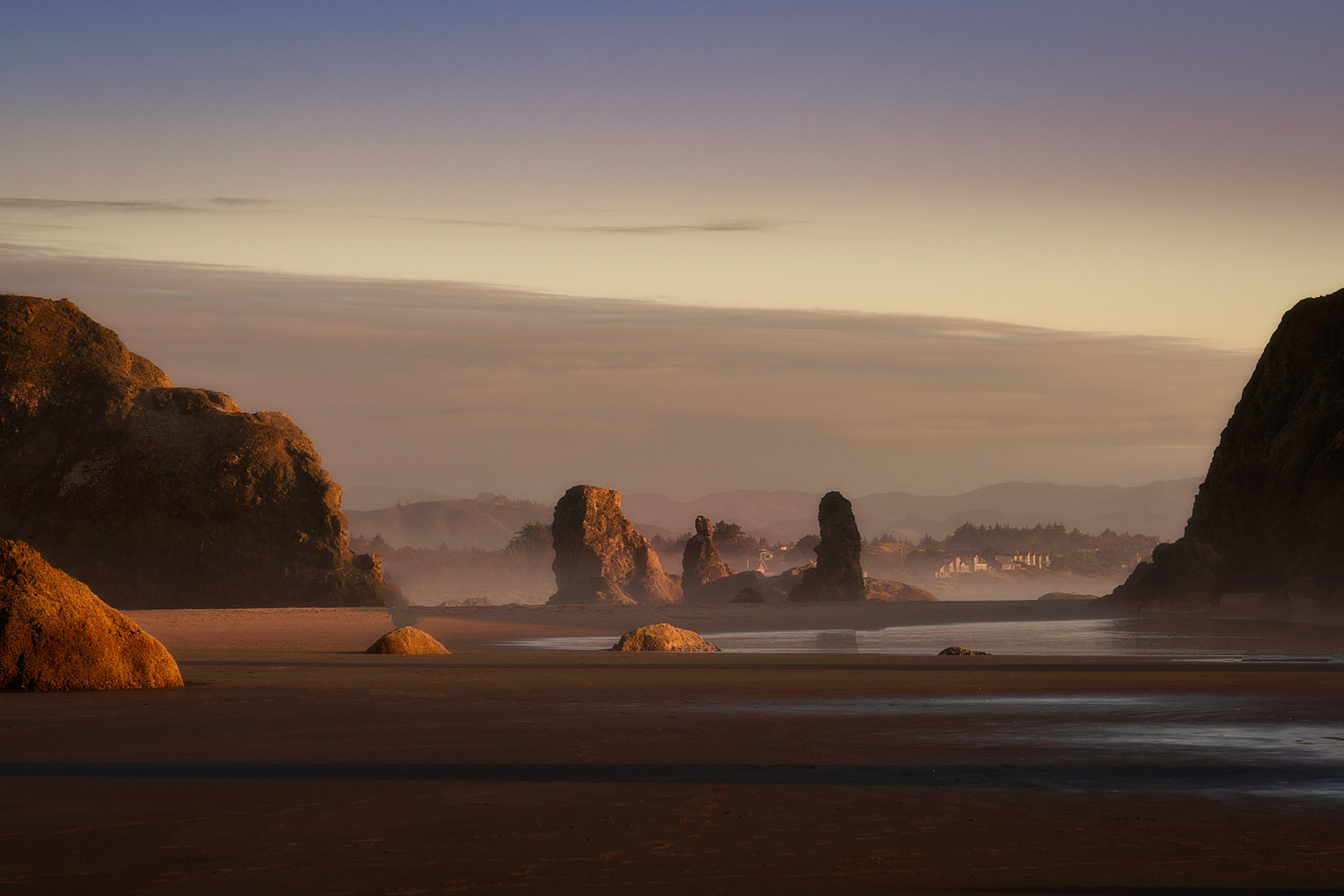 Sunset along Bandon Beach