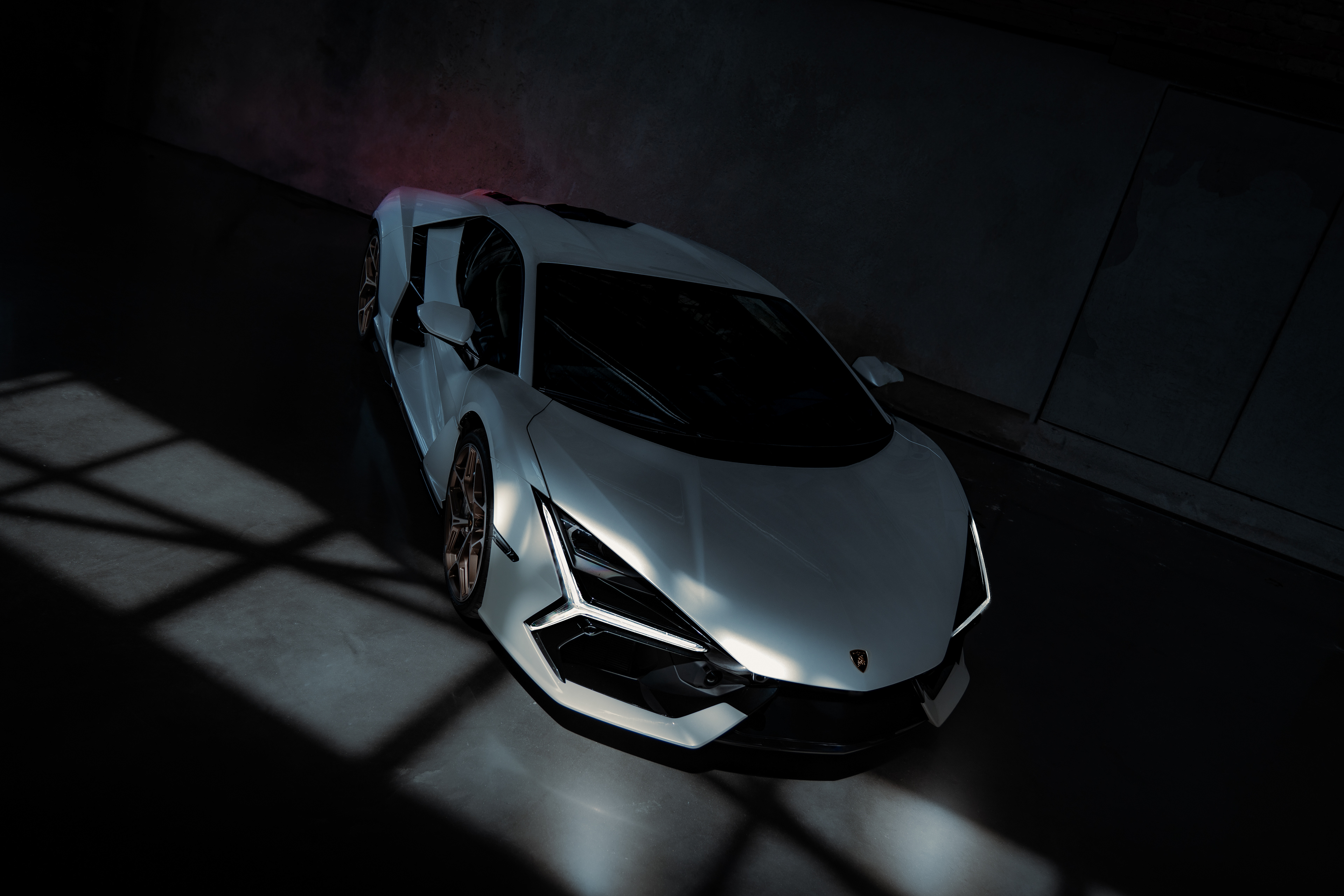 Lamborghini Revuelto