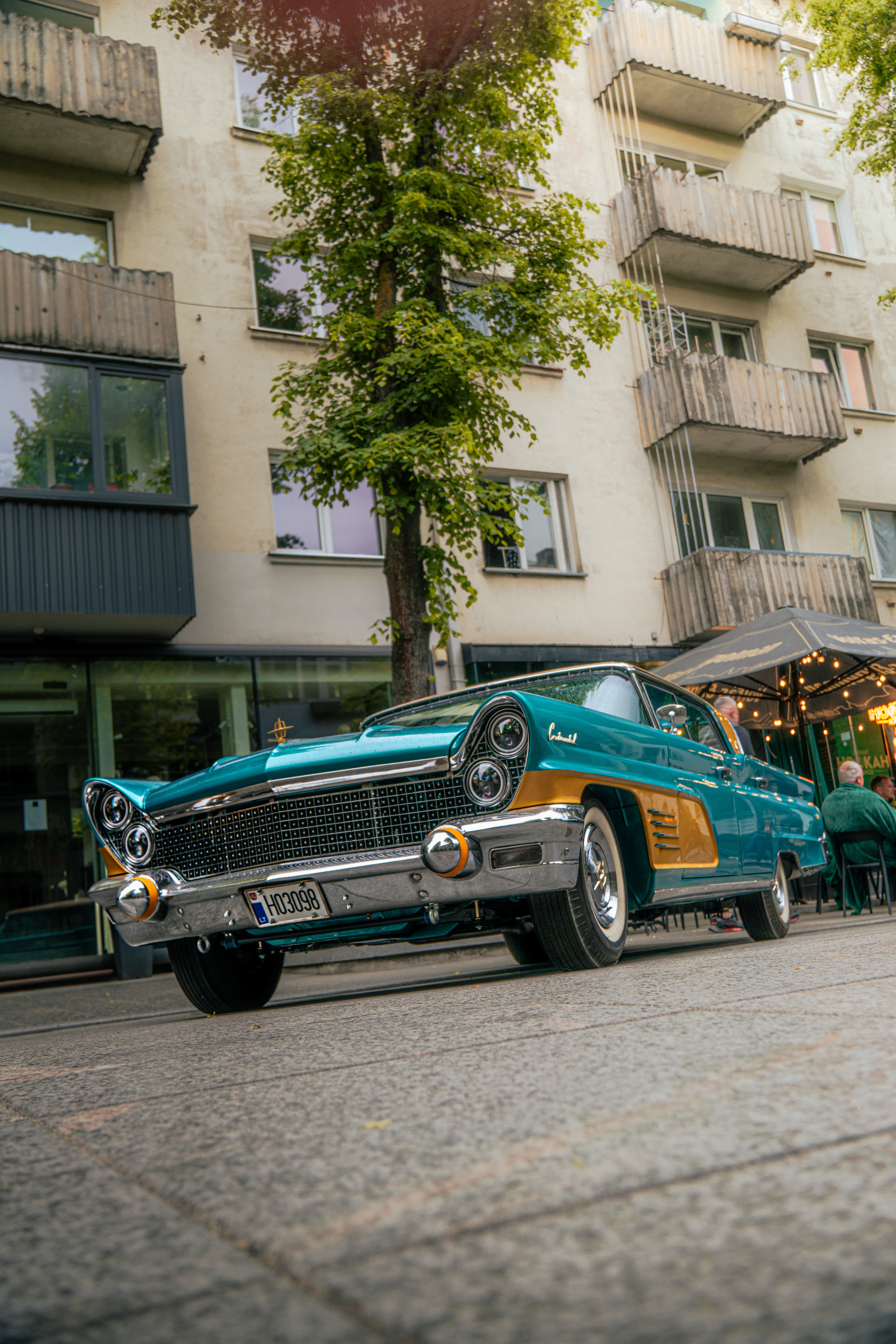 Lincoln Continental Mark V