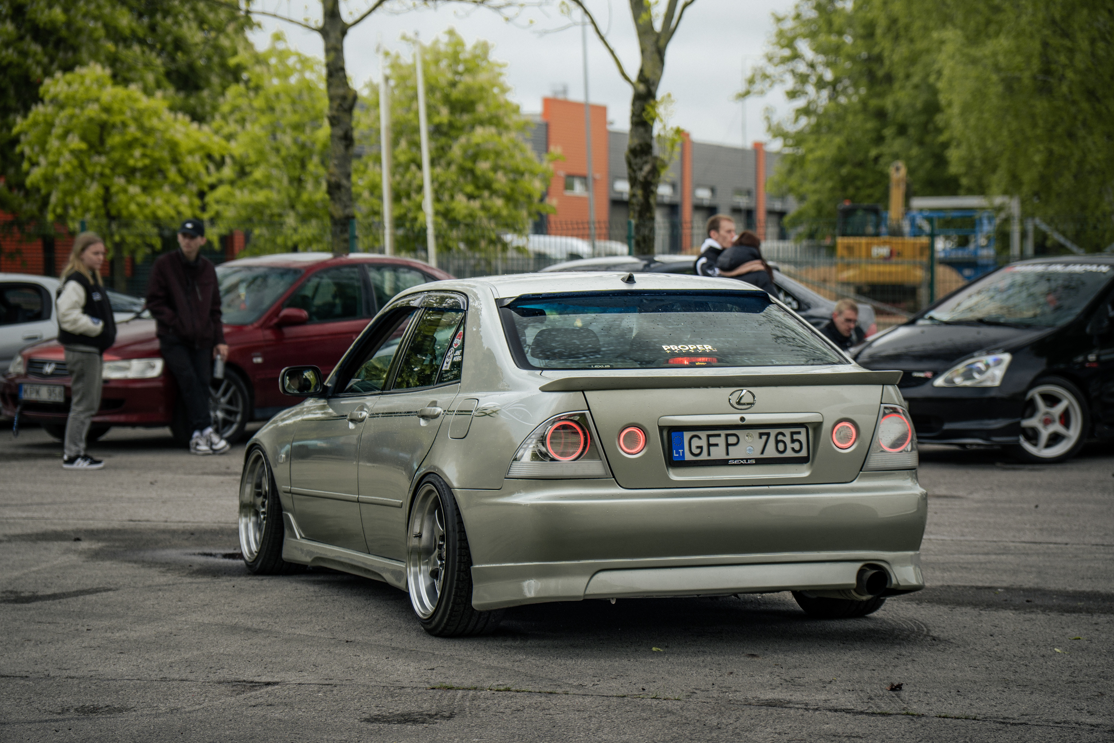 Lexus IS200