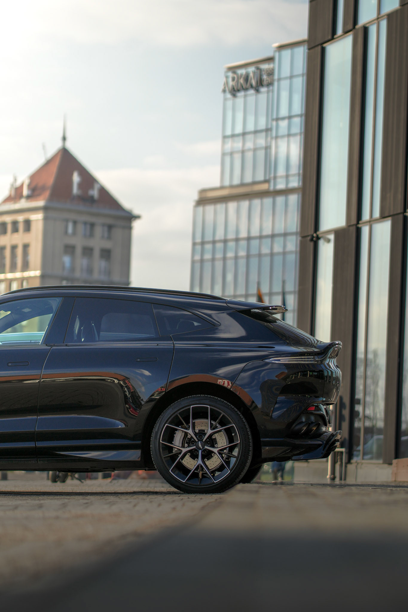 Aston Martin DBX