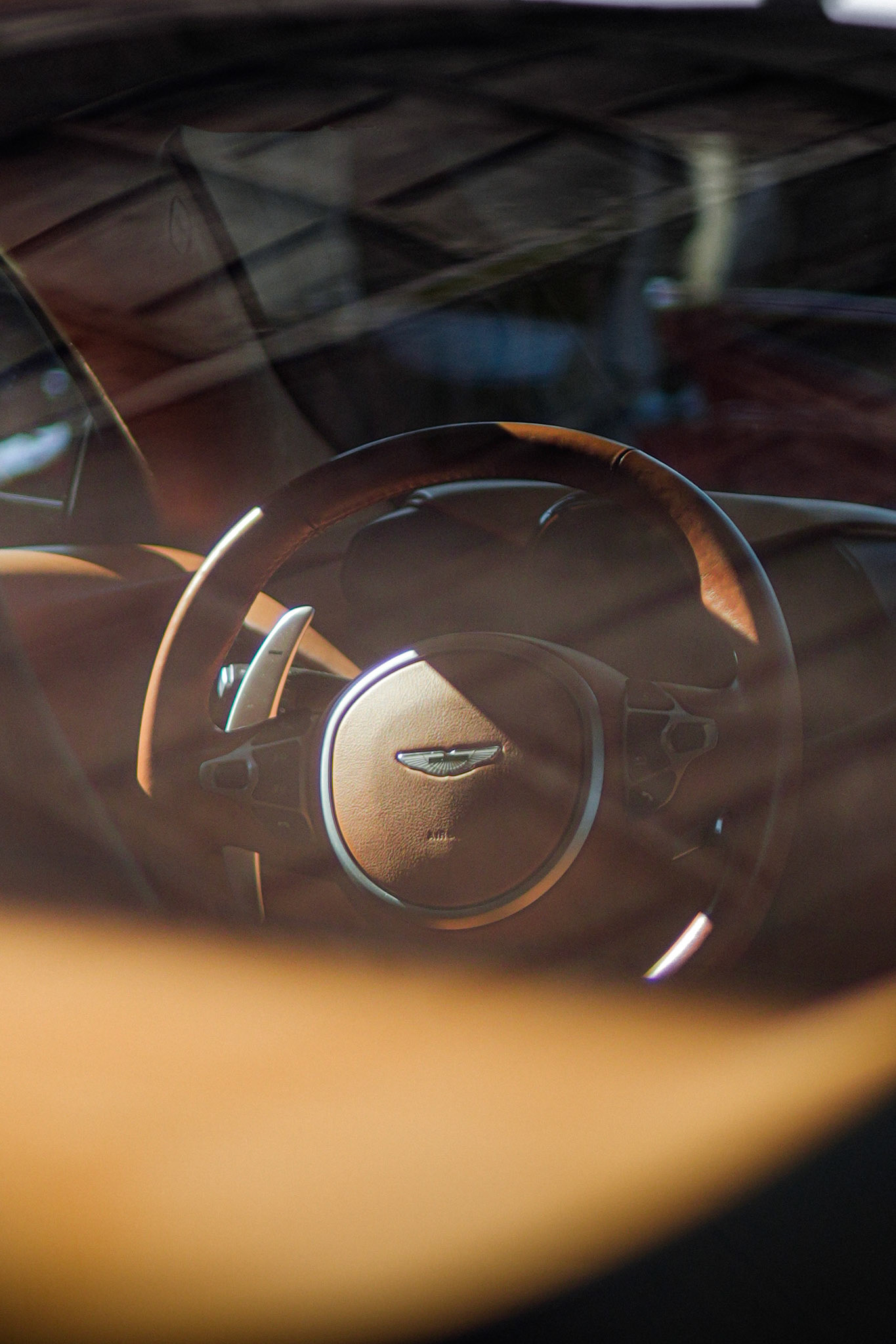 Aston Martin DB11