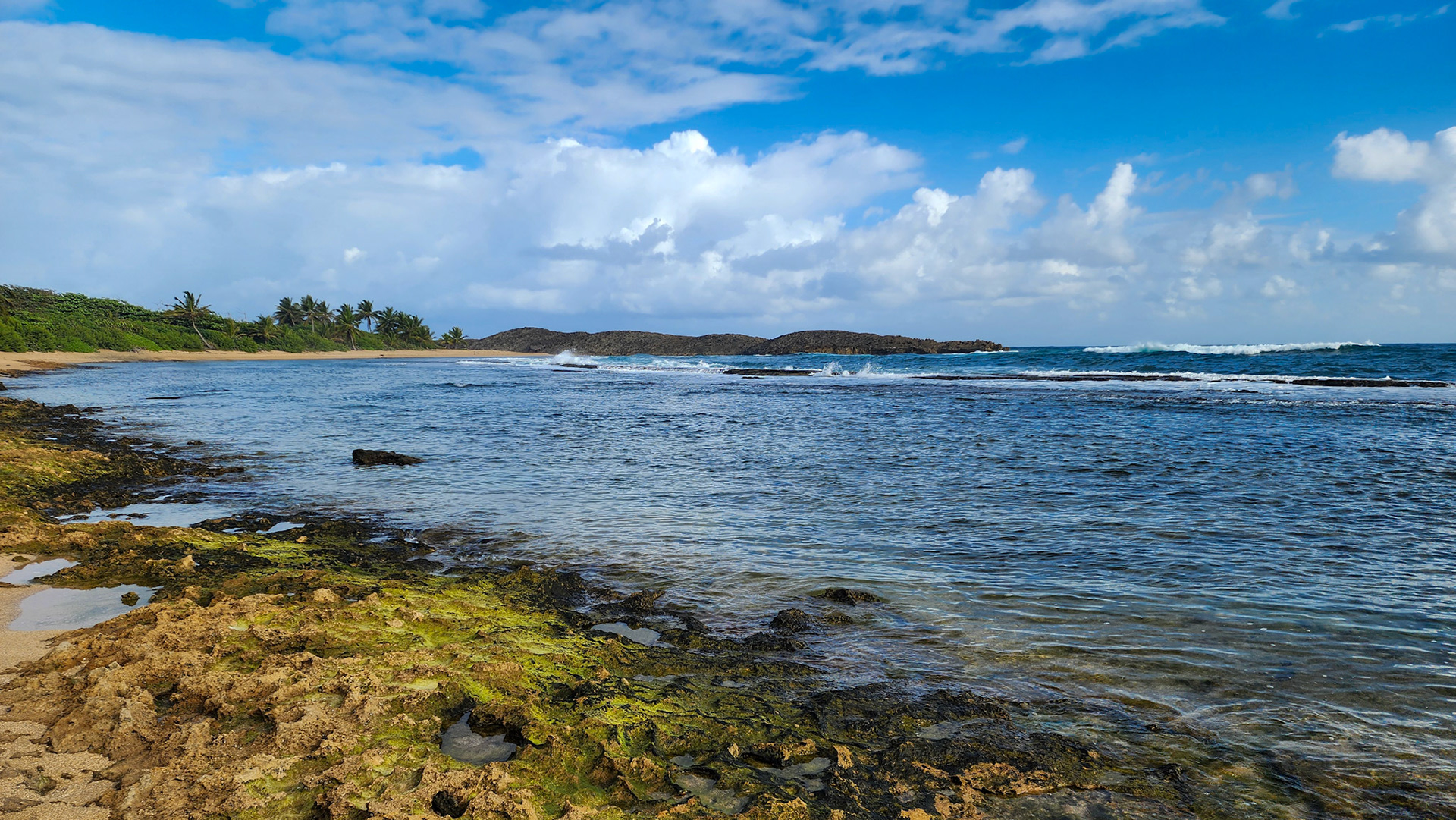 Playa La Esperanza, Barceloneta, Manati, Puerto Rico