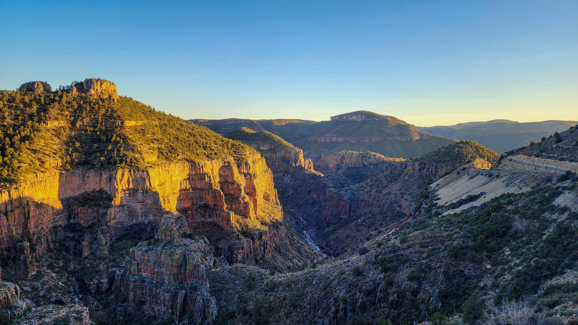 White River Canyon, AZ