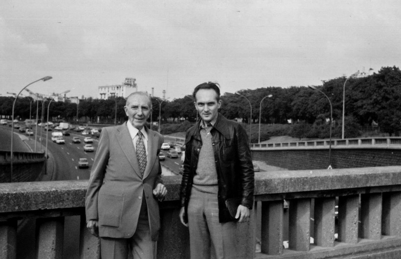 Dinu Zamfirescu alături de tatăl său, Gabriel Zamfirescu, Paris 1978, Sursa foto: Arhiva personală Dinu Zamfirescu