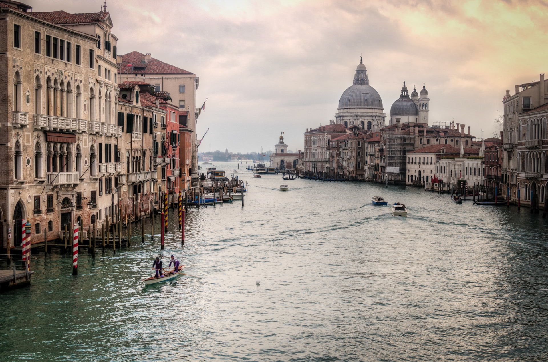 Main Way Past Santa Maria