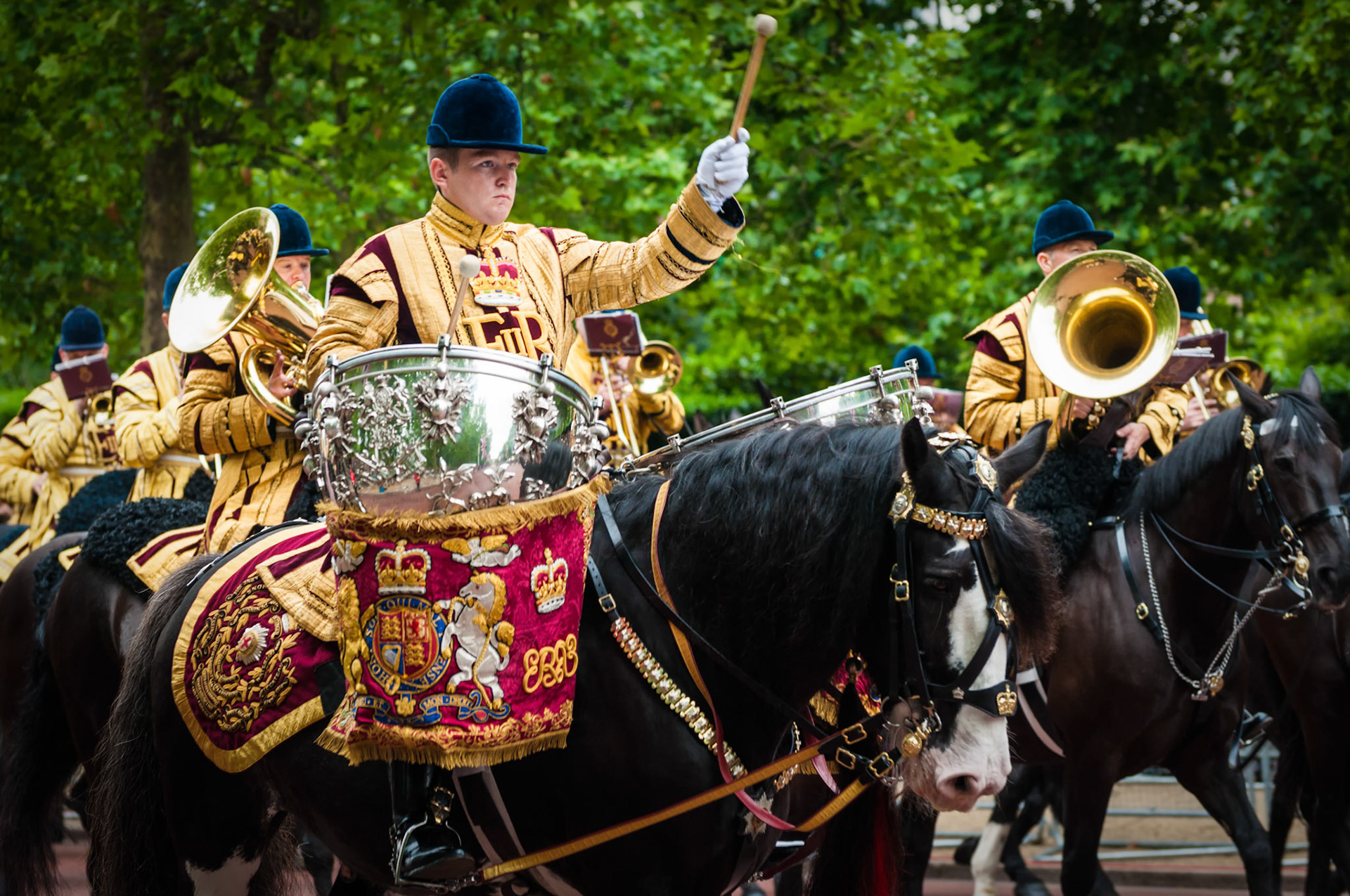 Queens Guard Band 2