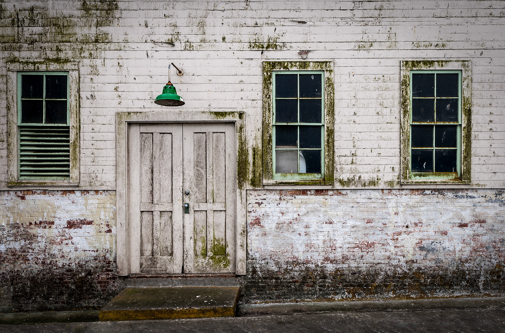 Something Ironic About This Laundry House