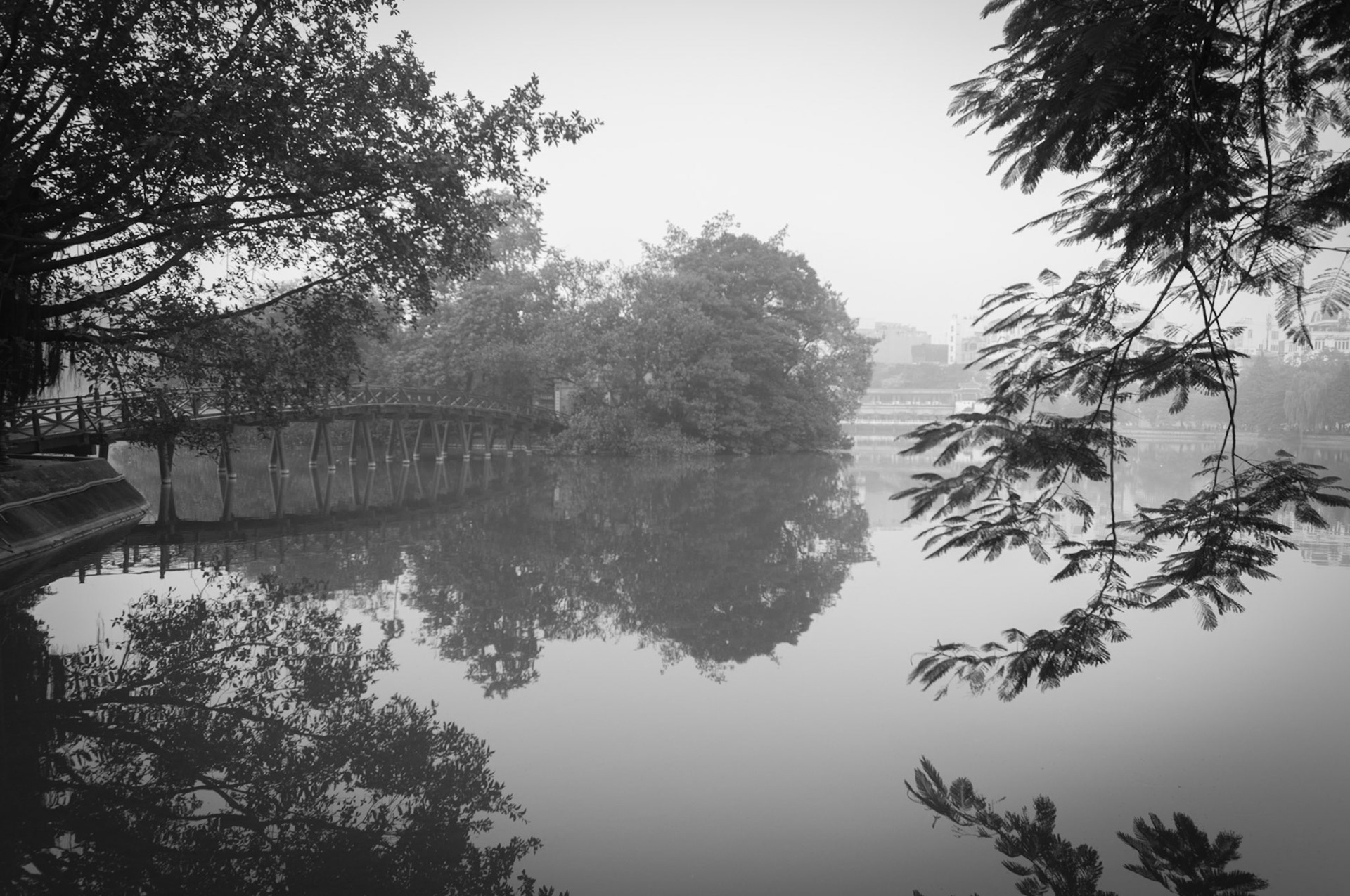 Mornin Mist on the Lake
