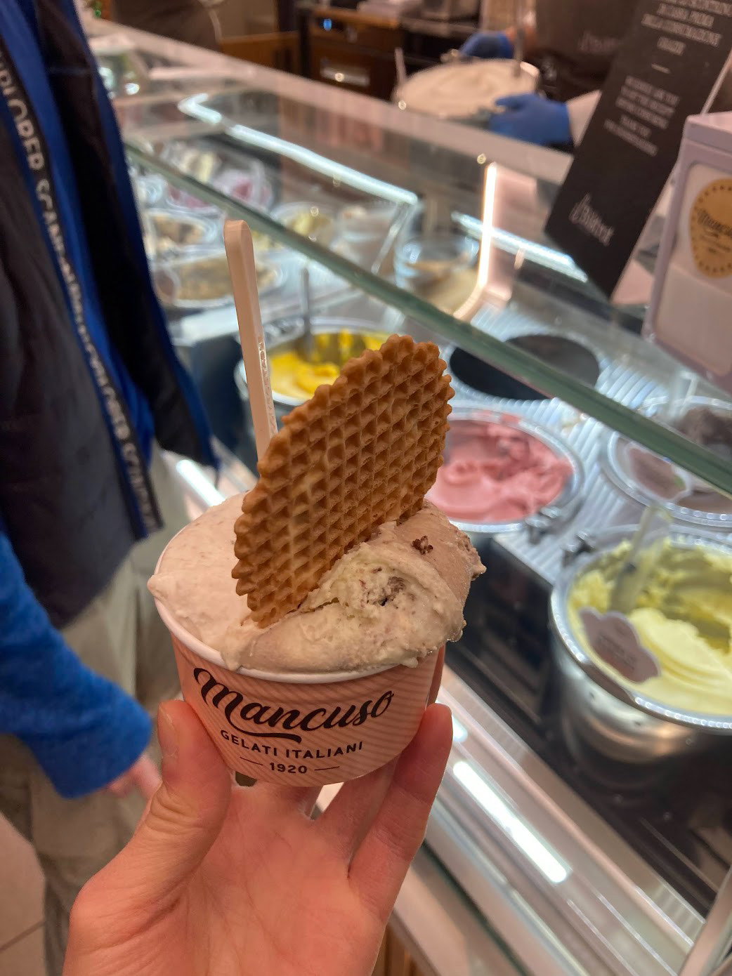gelato round 3! cannoli and tiramisu
