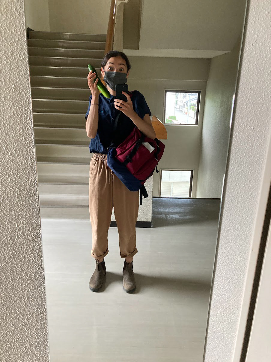 only reason to take mirror selfies = show off the veggies you get from work