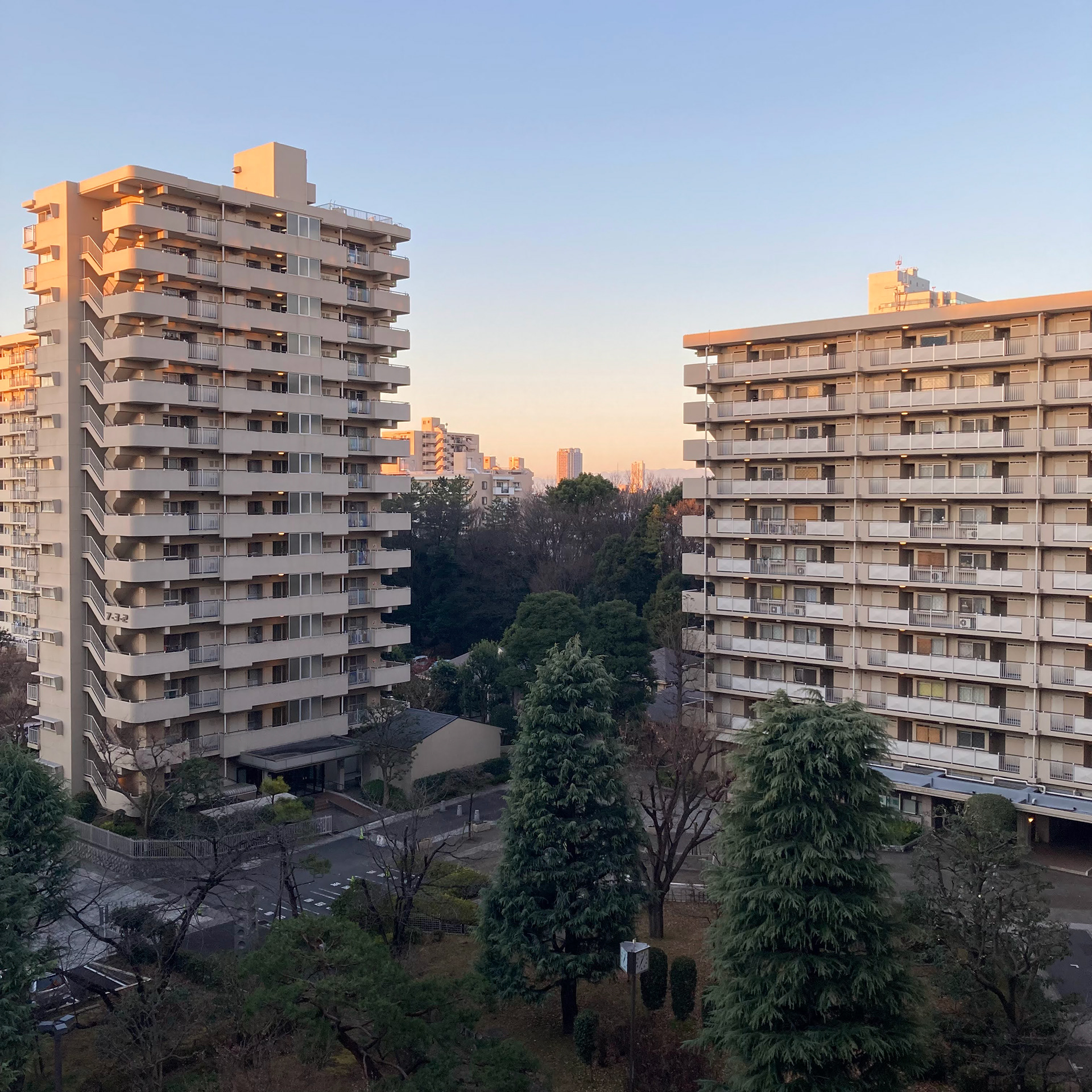 a crisp sunrise in Hikariagaoka!