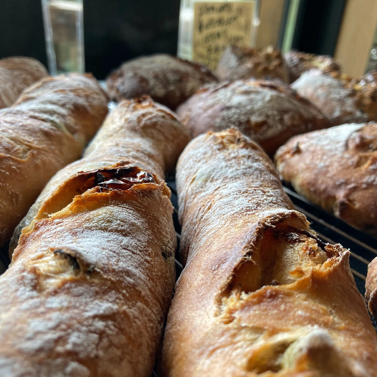 fresh olive & dry tomato bread