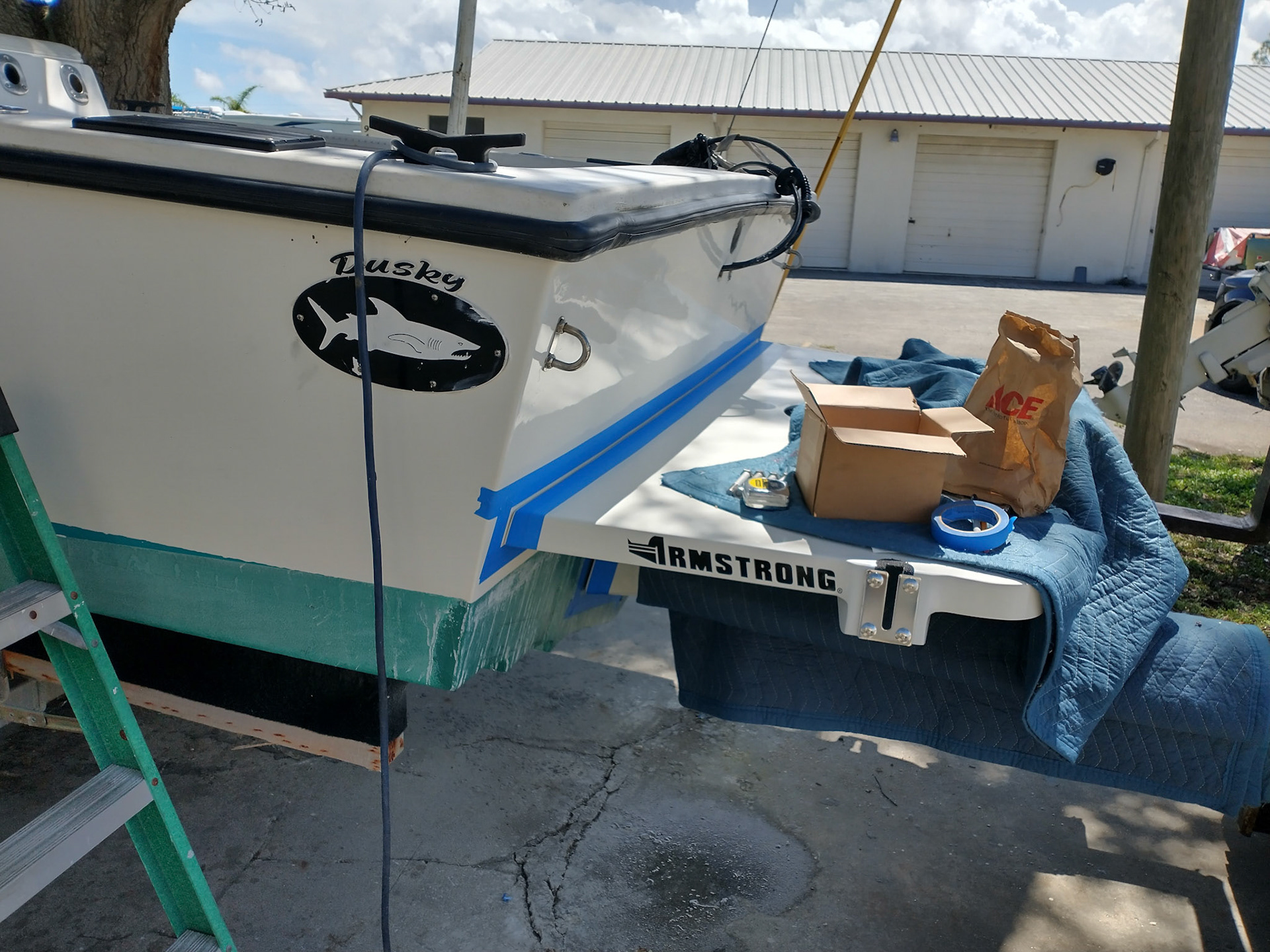 25' Dusky