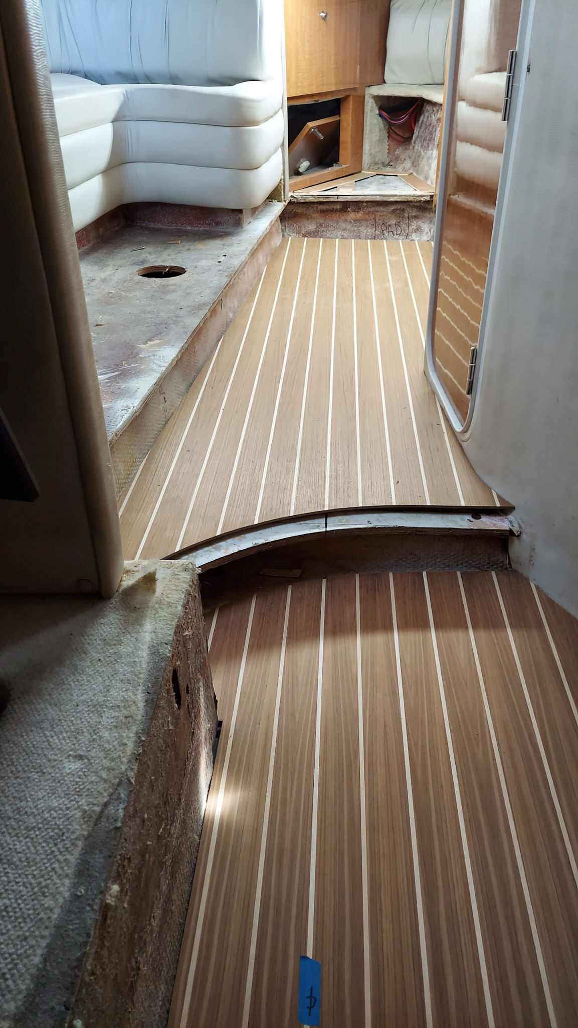 35' Regal