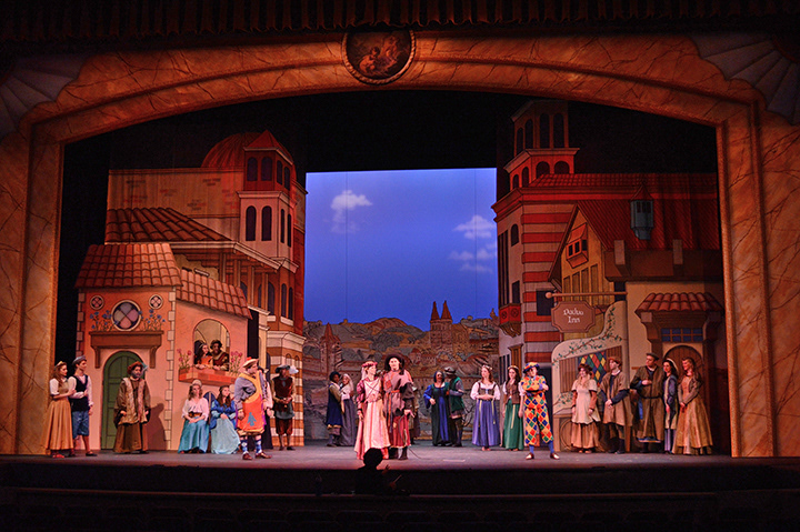 "Kiss Me Kate" Production Photo