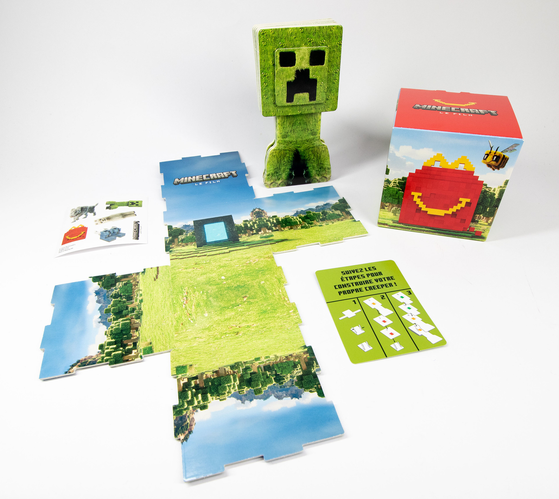 Creeper buildable (assembled), with block world and stickers  - production line photos