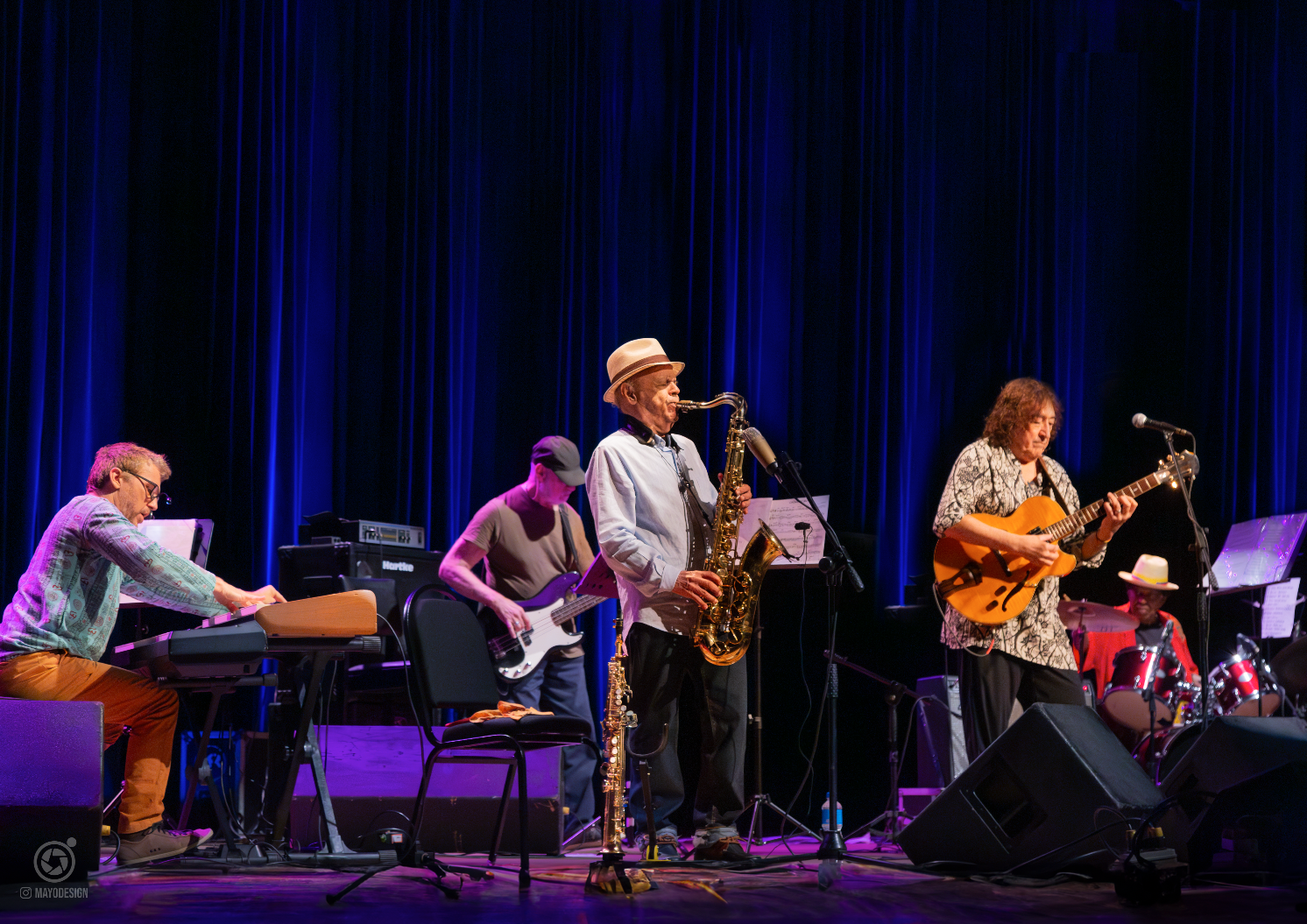 Show Toninho Horta