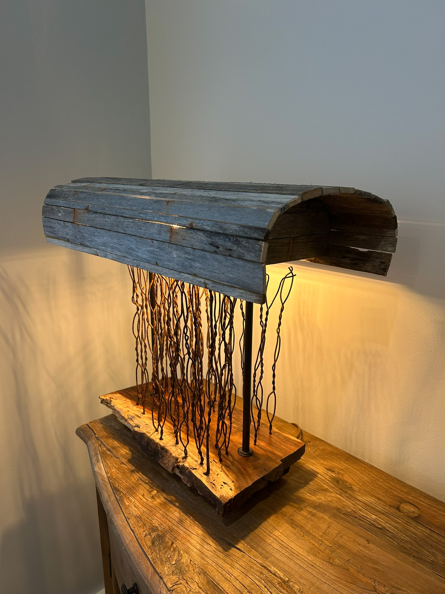 "Let it Rain" 2 x 3W LEDs w/lift top