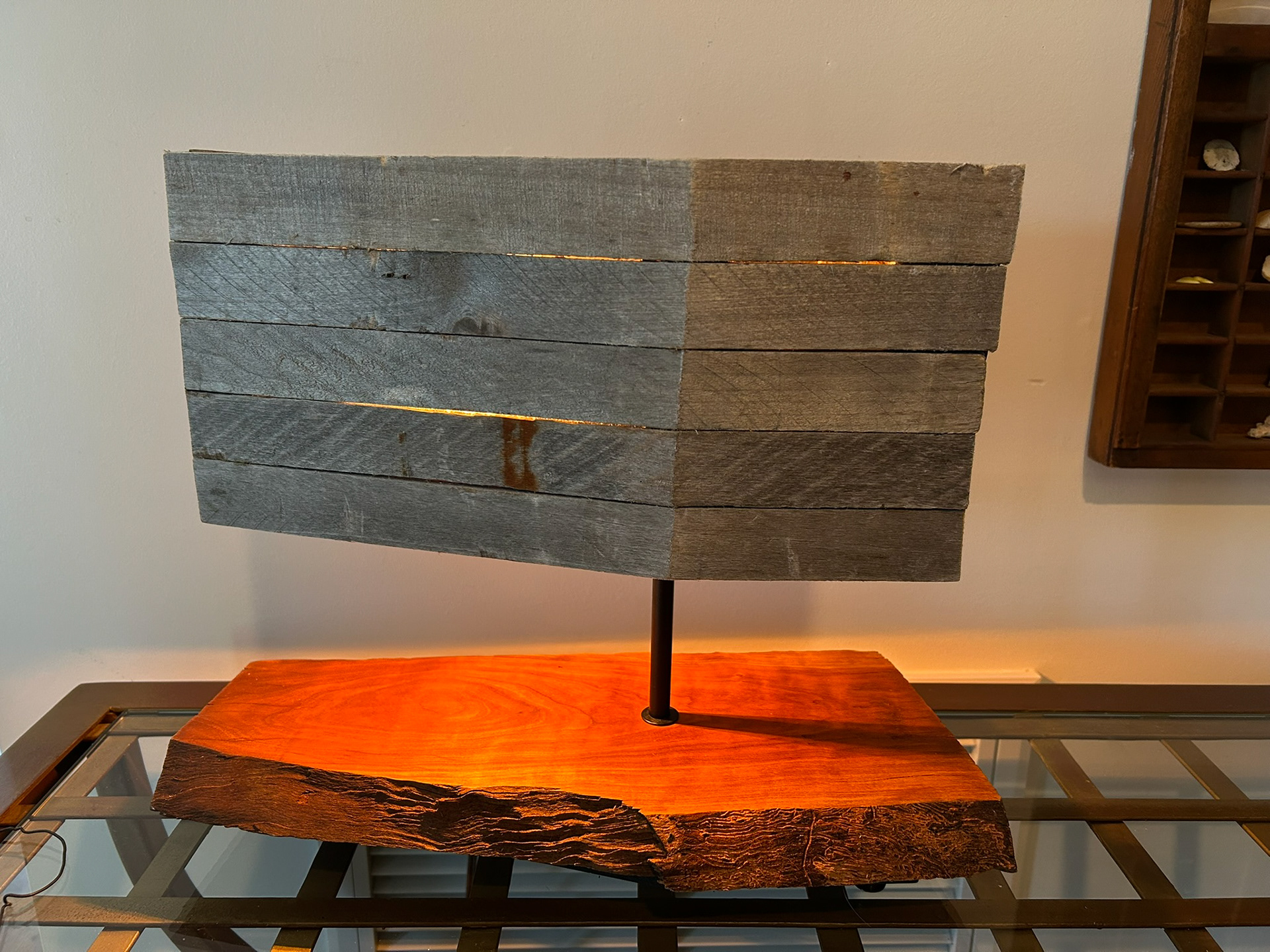 "Wedgie" - Single Post/Bulb